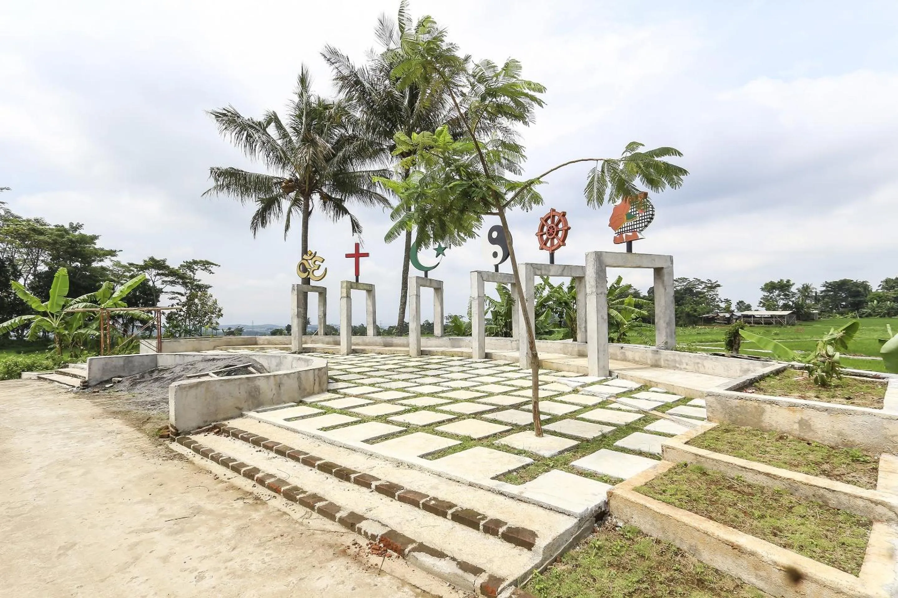 Lobby or reception in OYO Homes 91151 Desa Wisata Kreatif Perdamaian Srumbung Gunung