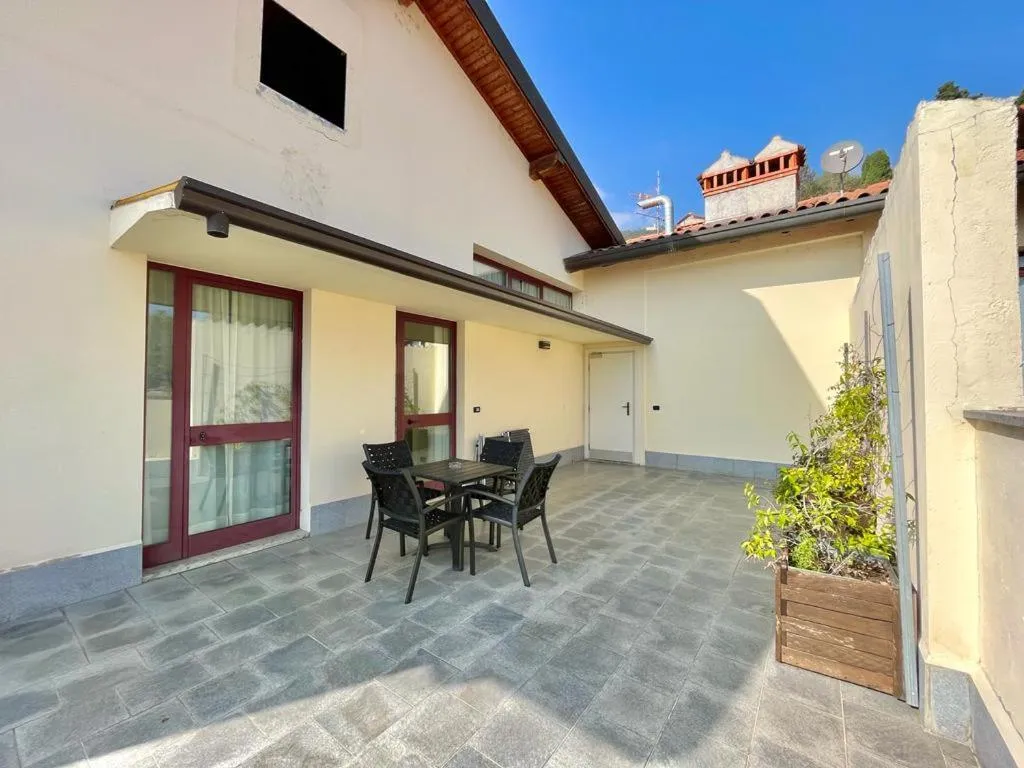 Solarium in Hotel Lovere Resort & Spa