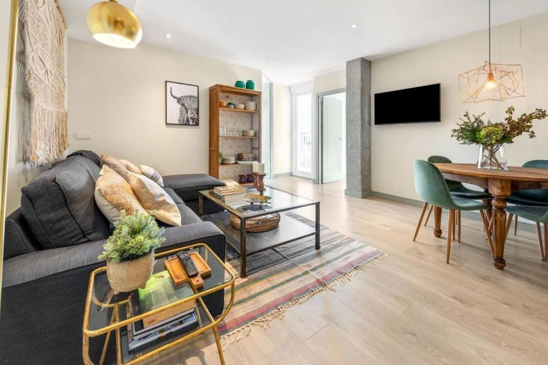 Bright W Terrace -2 bedrooms 2 bathrooms-Chamberi