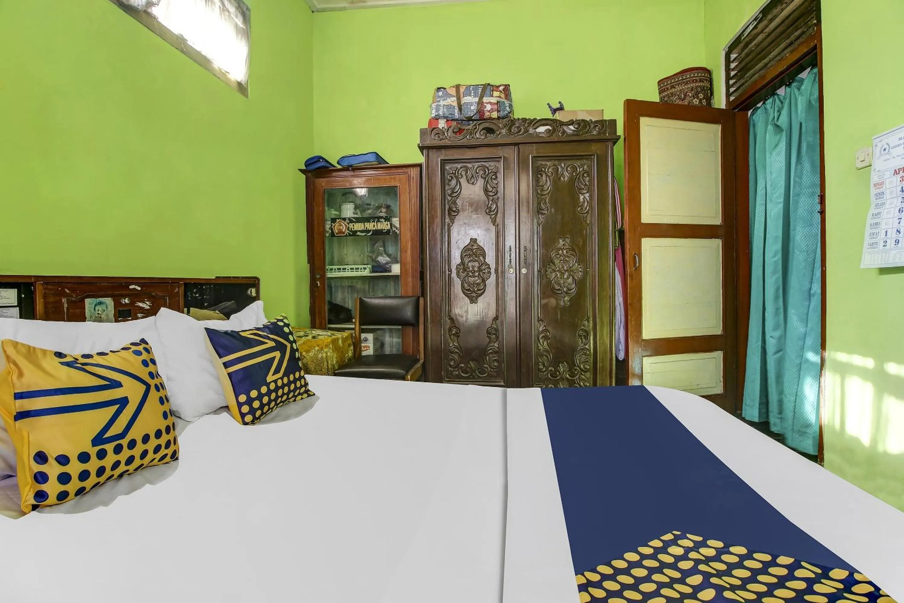 Bedroom, Bed in Hotel O Desa Wisata Selamanik Ciamis