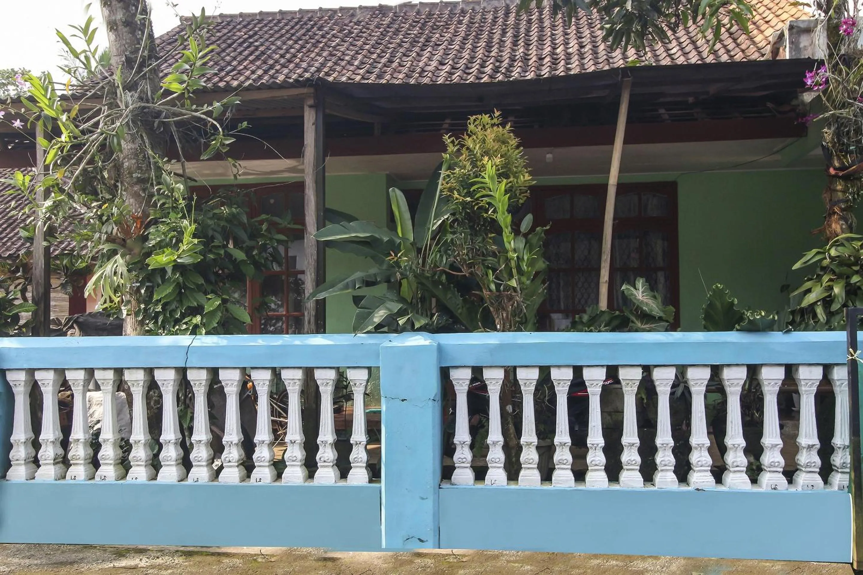 Facade/entrance in Hotel O Desa Wisata Selamanik Ciamis