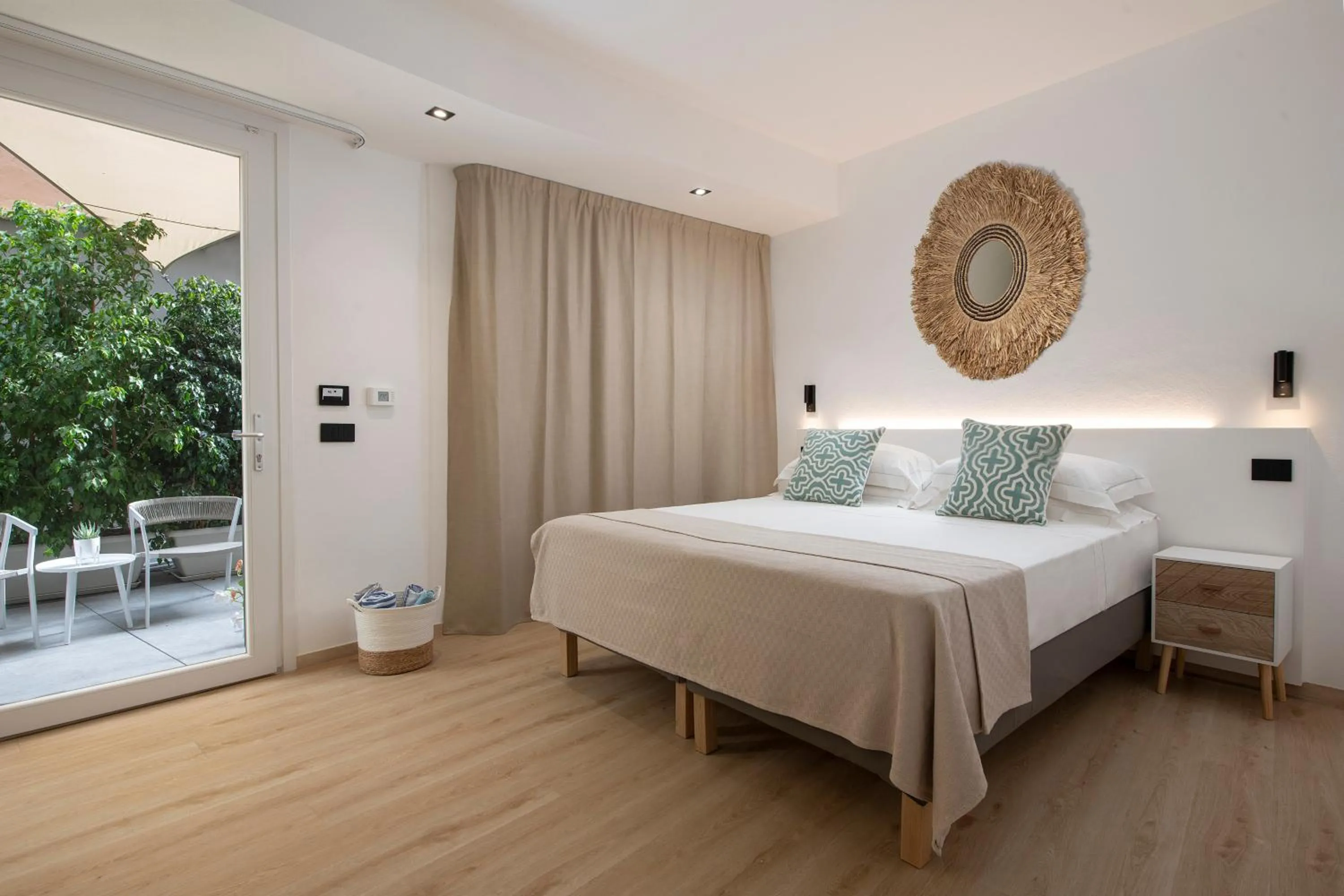MEM Lodge and Suite