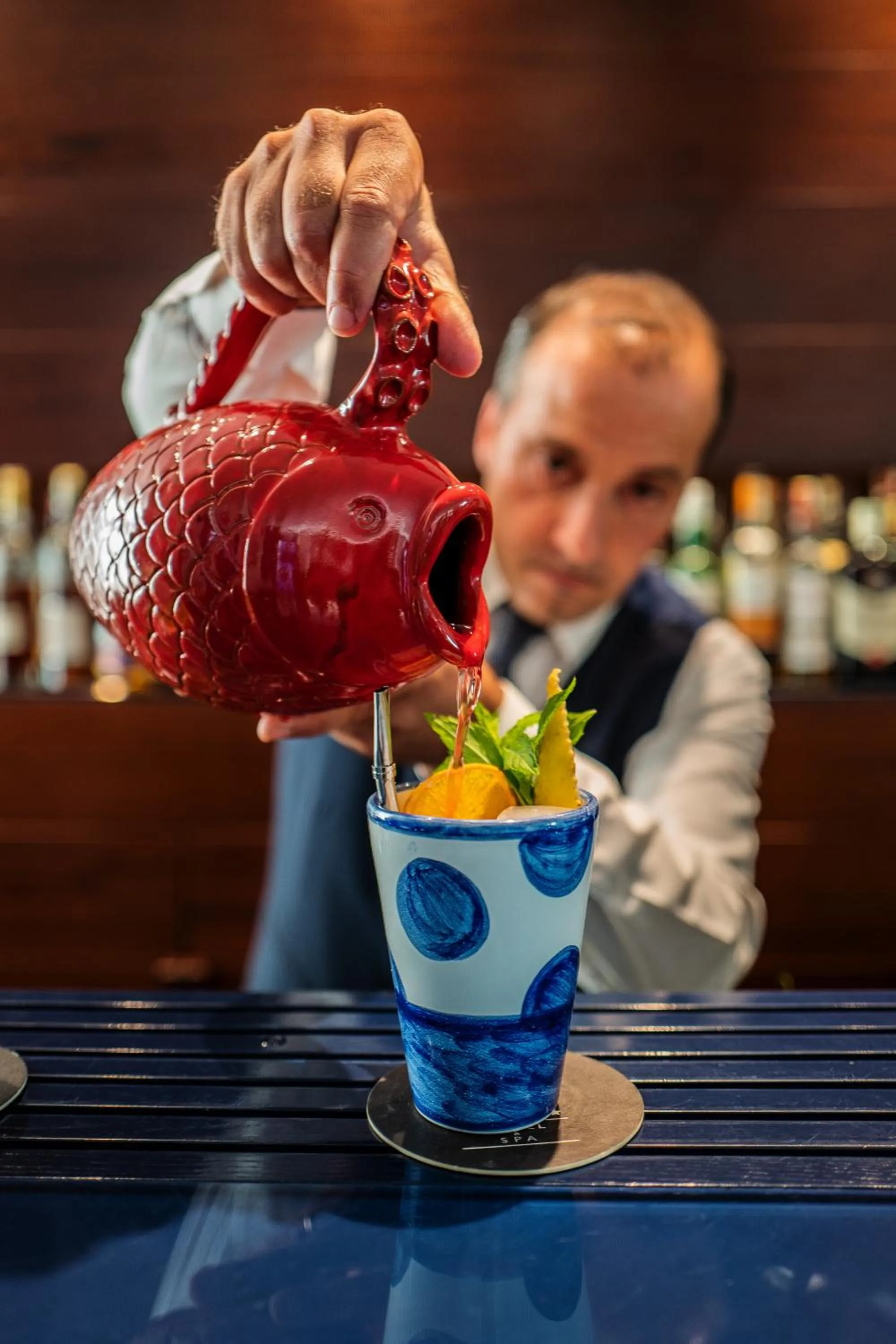 Lounge or bar in Capo la Gala Hotel&Wellness