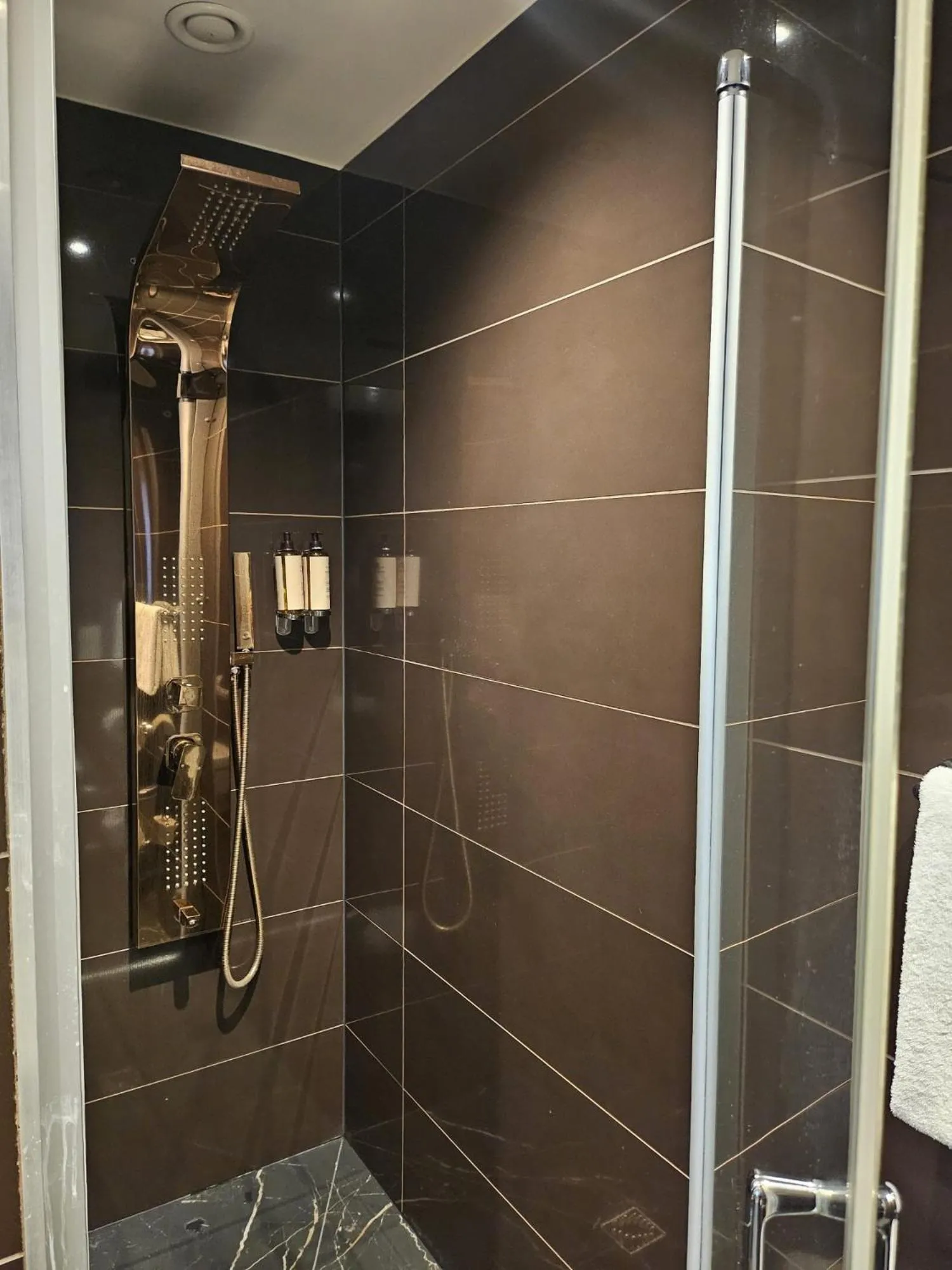 Property building in Mercure Hotel Brussels Centre Midi