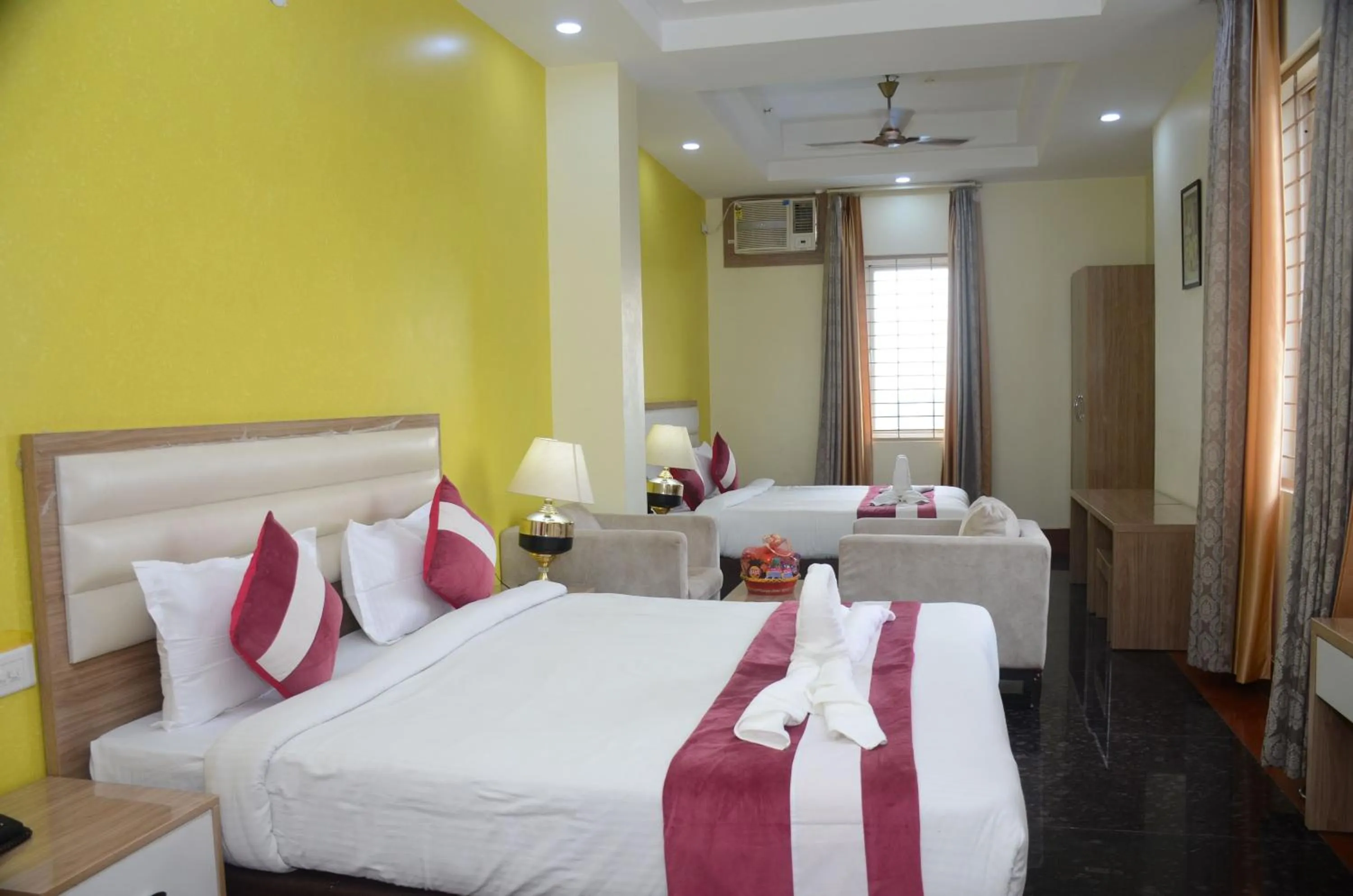 Photo of the whole room, Bed in Hotel SKS Grand Palace-Vrindāvan