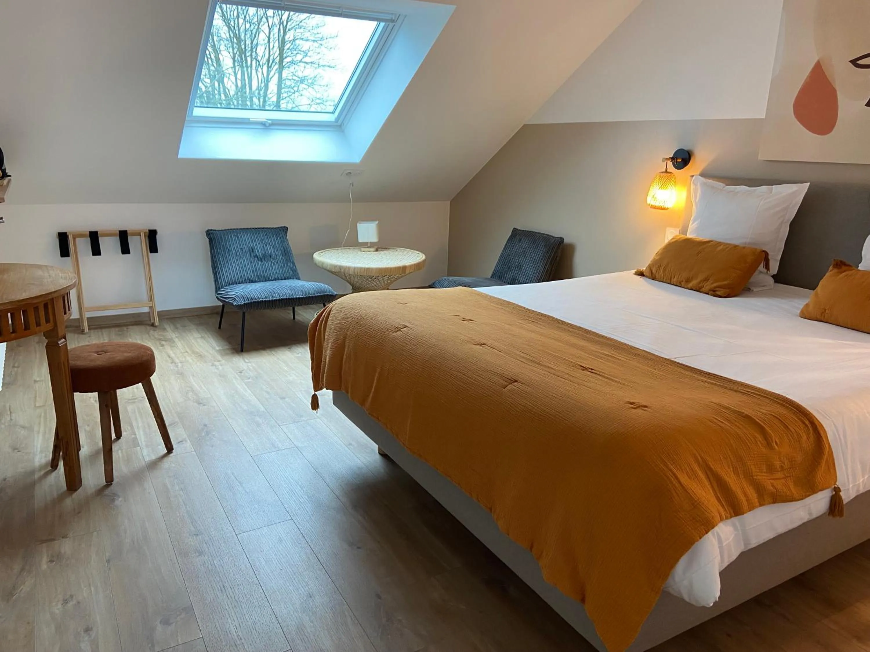 Photo of the whole room, Bed in La Passerelle