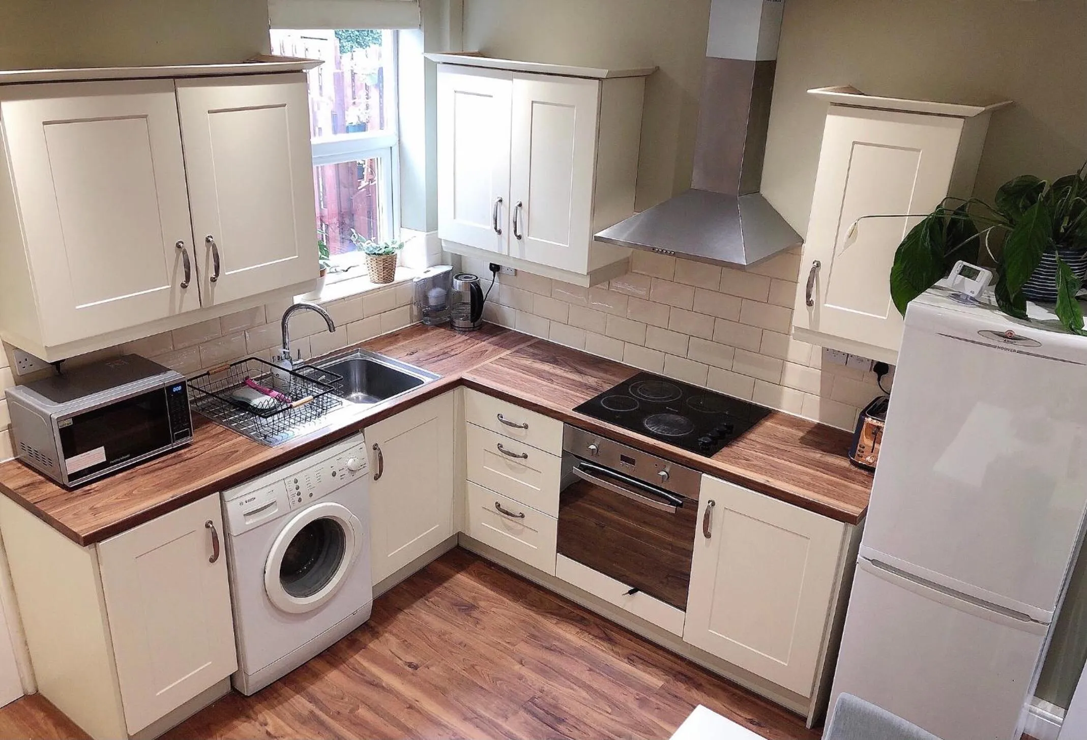Modern 3-bedrooms house with 6 guests