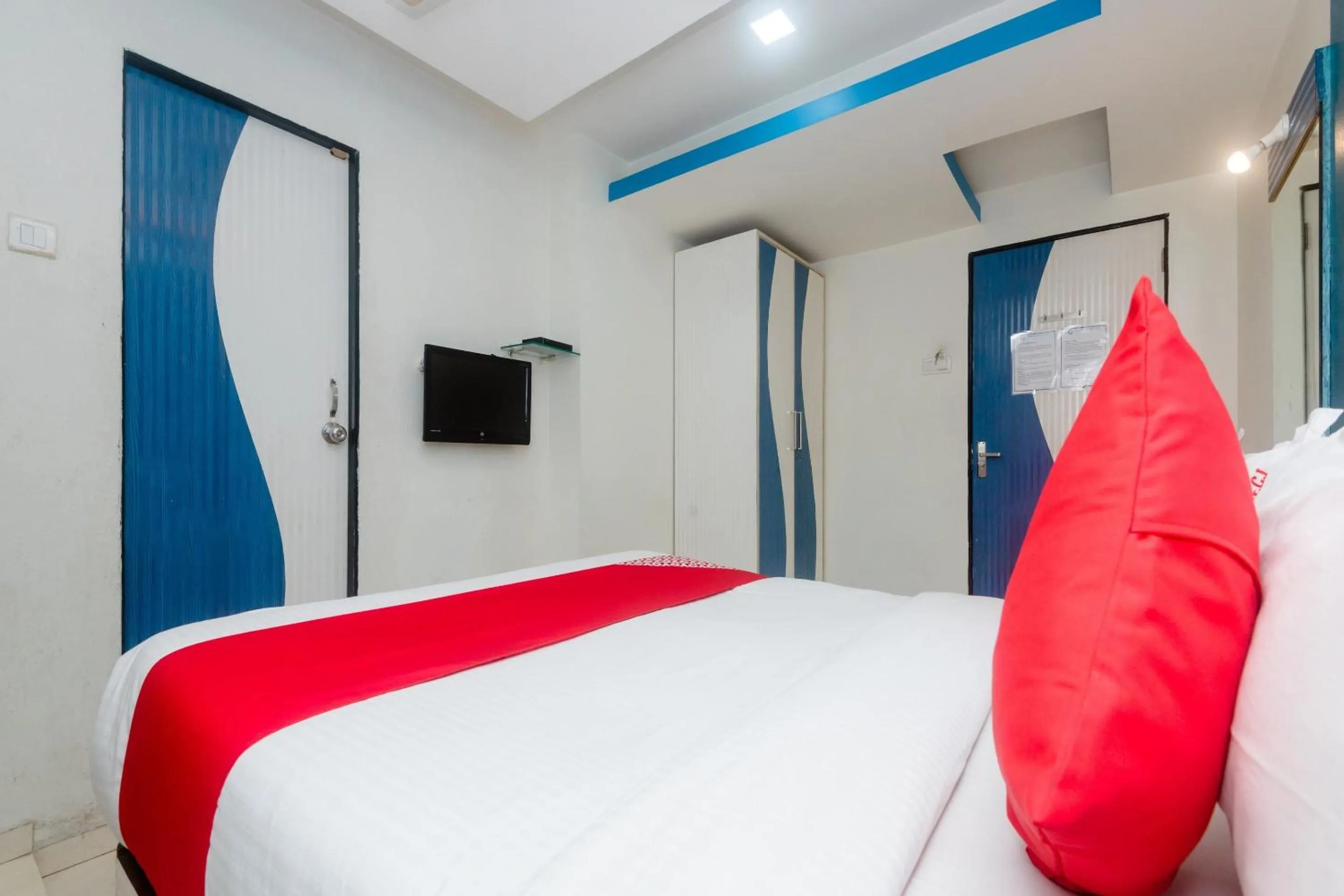 Bedroom in Collection O Grand Corp Inn