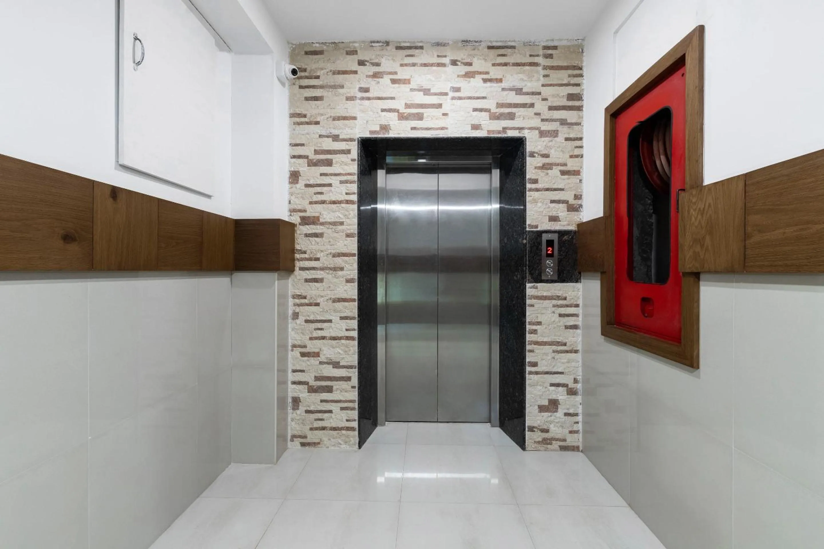 Hotel O Nirvikalpa