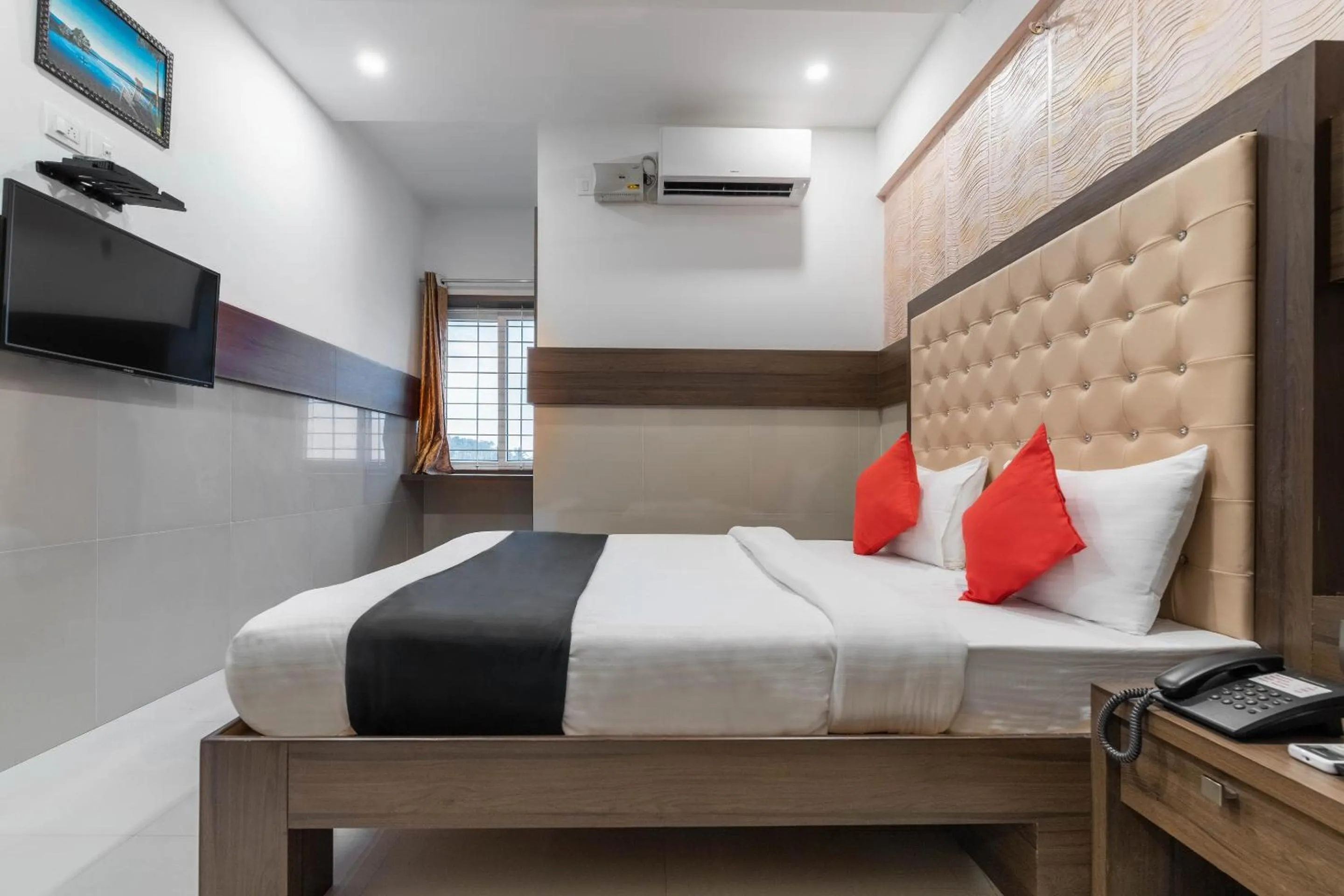 Hotel O Nirvikalpa