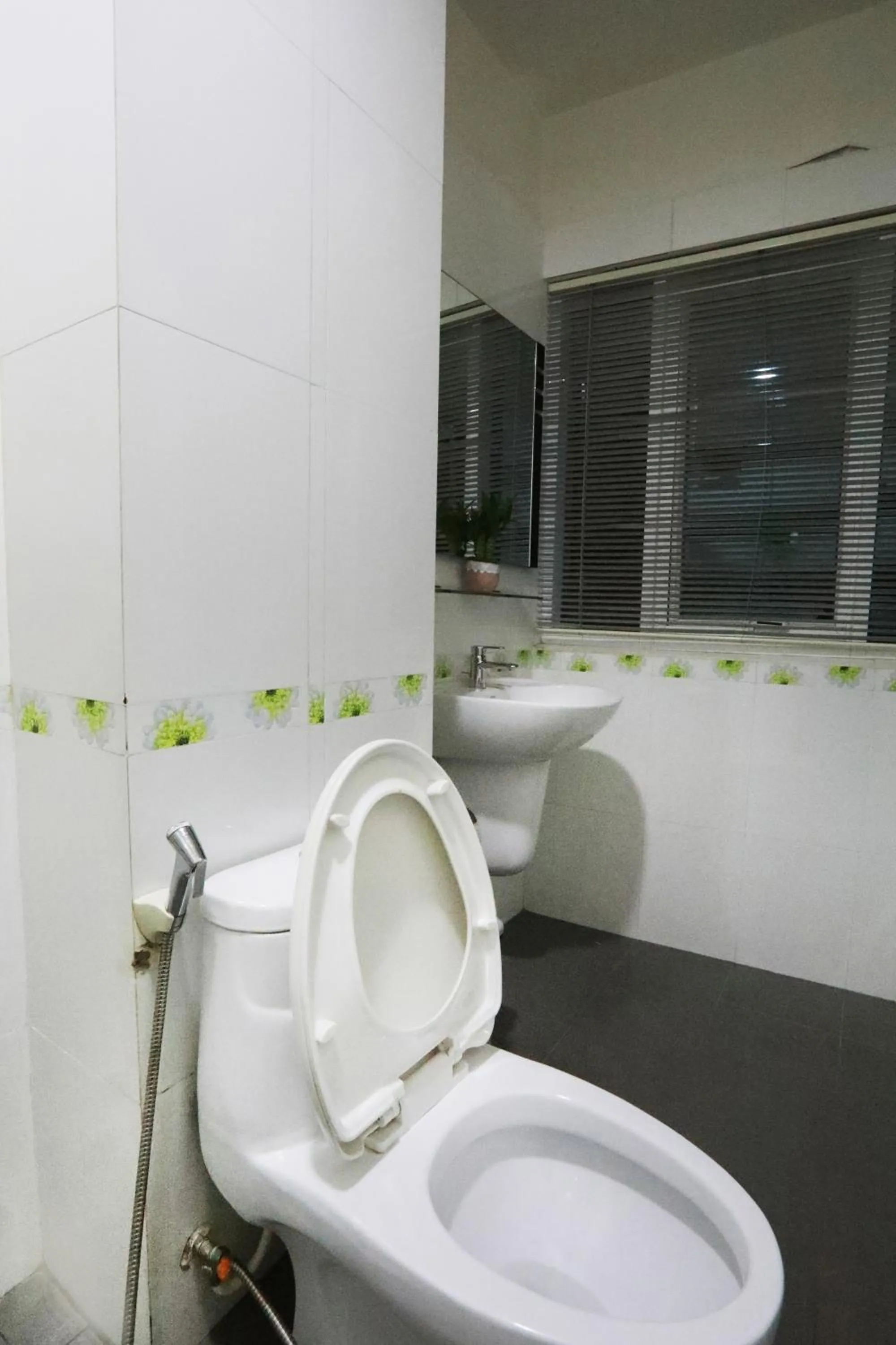 Bathroom in Bui Vien Street Hostel