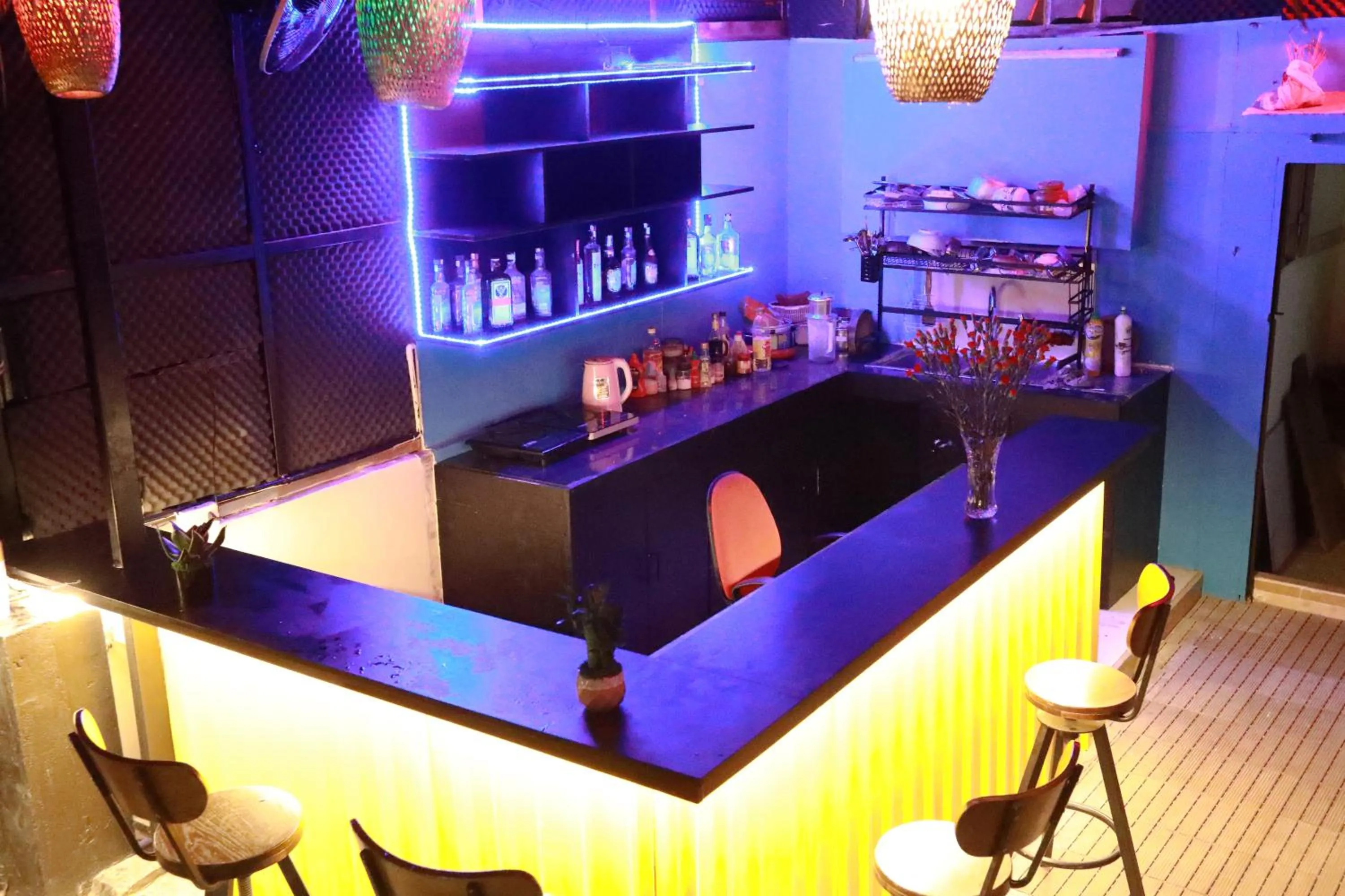Nightclub / DJ in Bui Vien Street Hostel