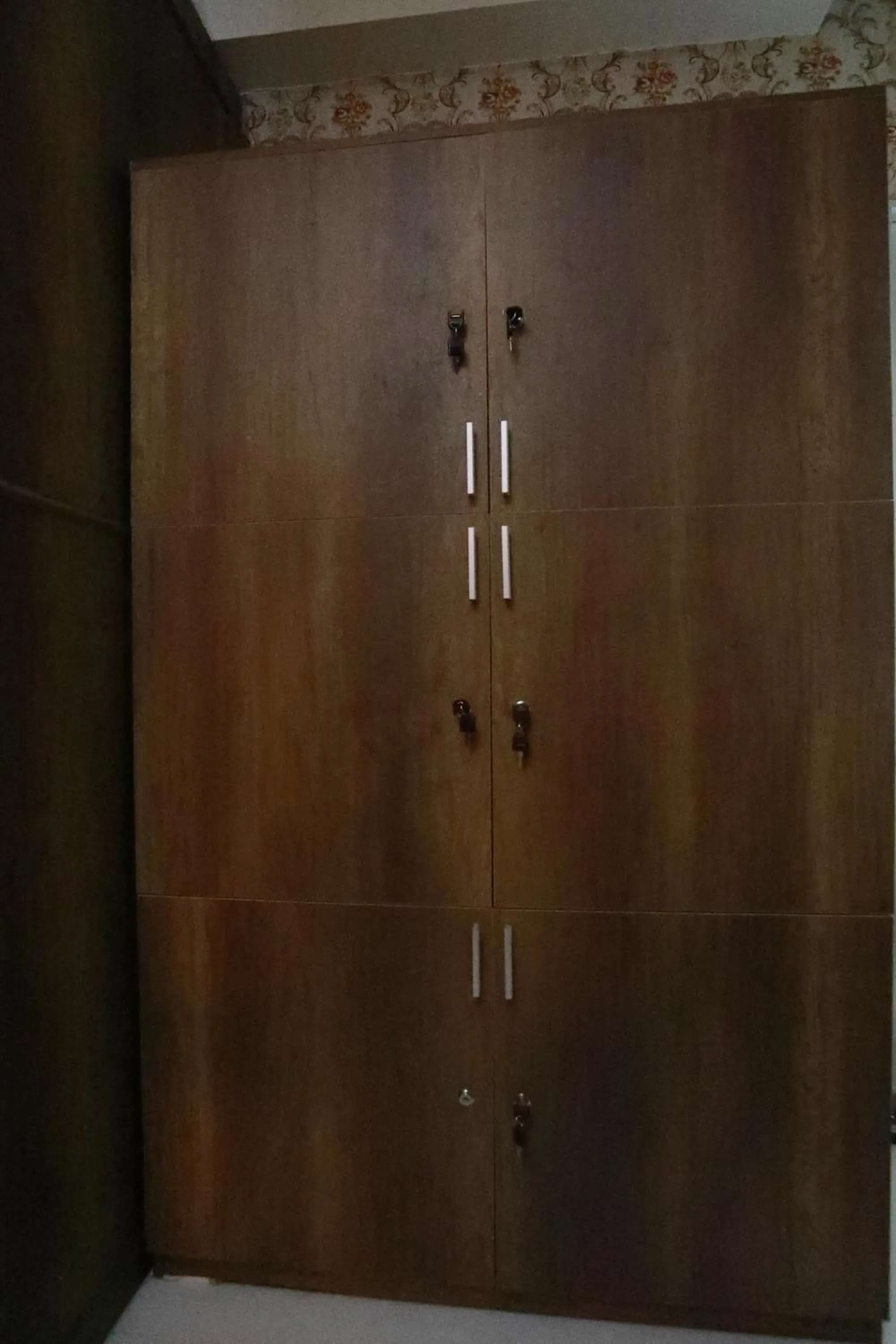 Decorative detail in Bui Vien Street Hostel