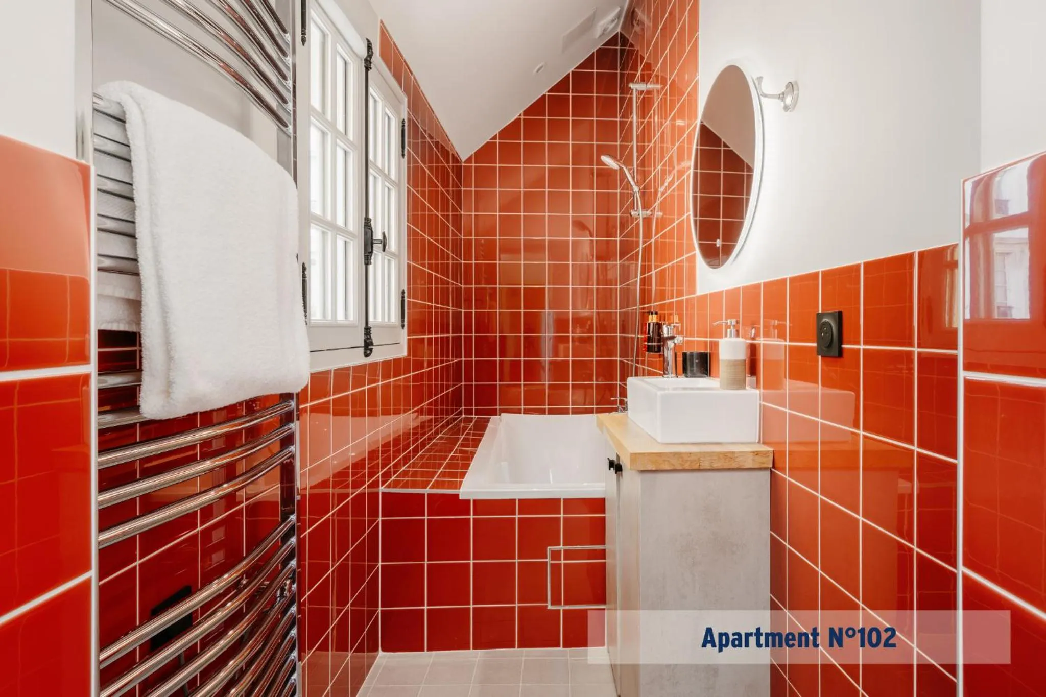 Bathroom in Edgar Suites Louvre - Jour
