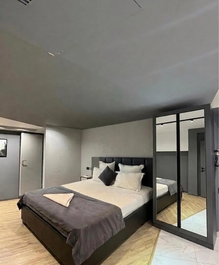 Bed in Hotel Elion