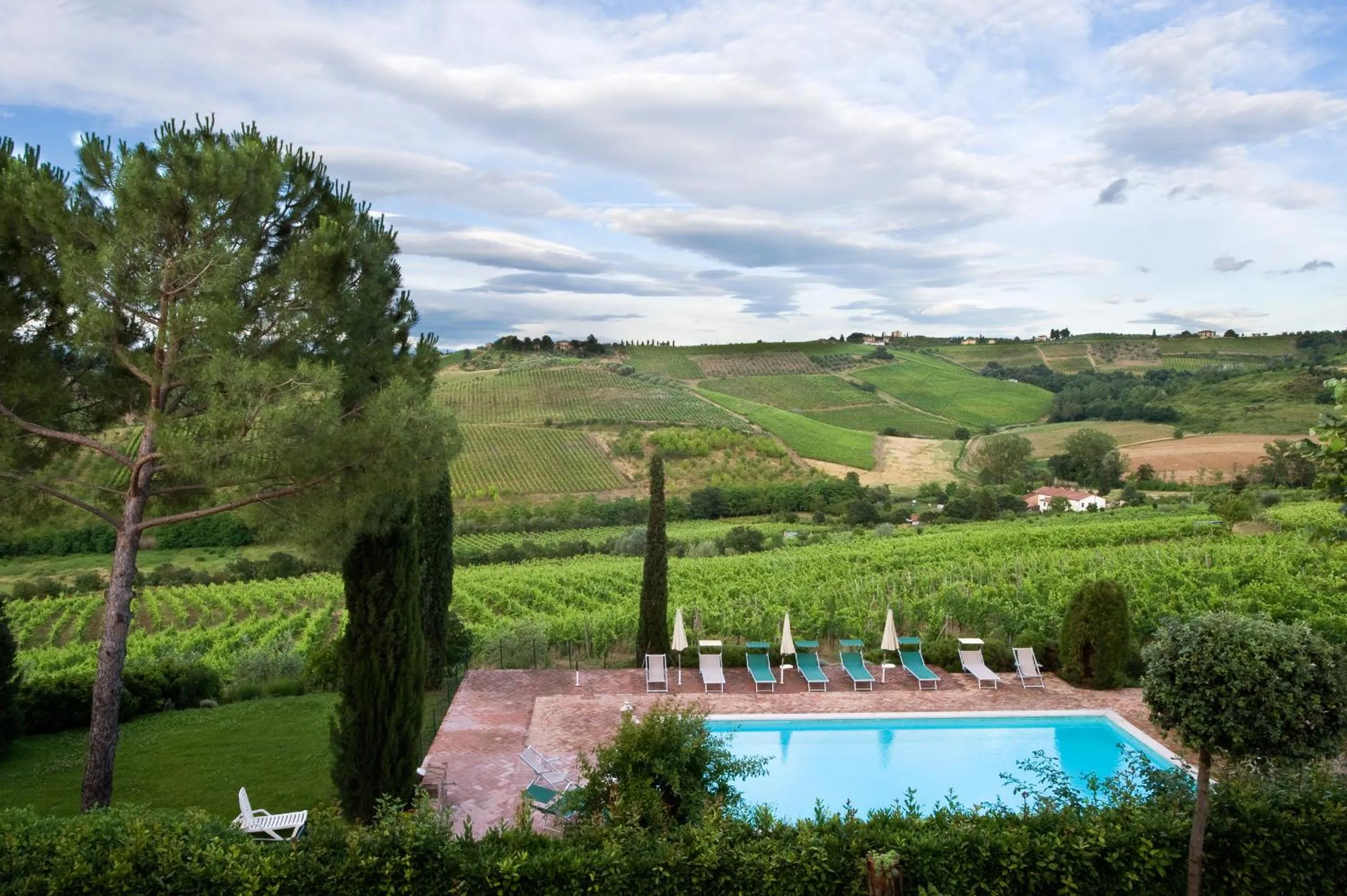 Pool view in Poderi Arcangelo