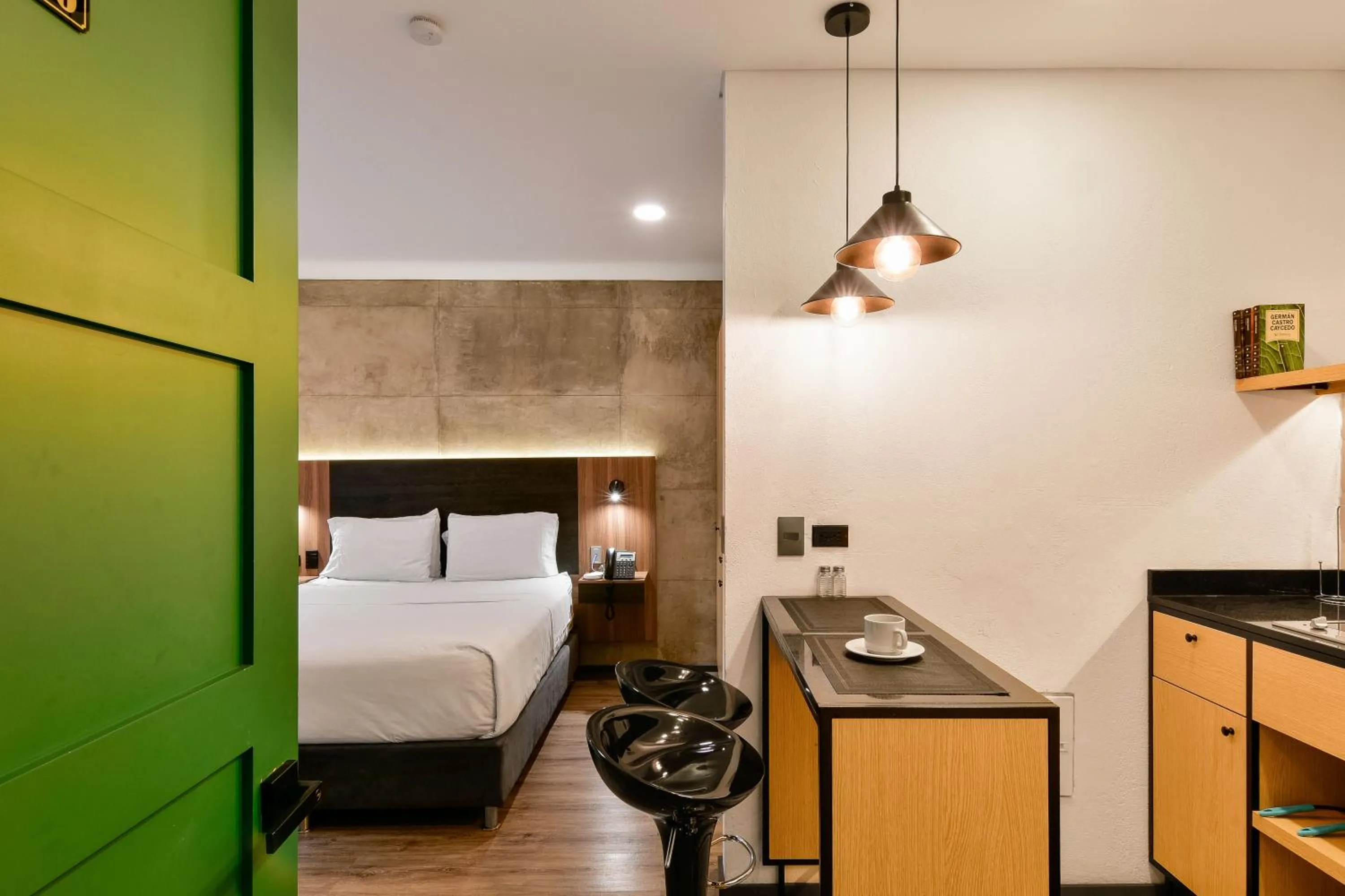 Deluxe Apartment in Nova Apartments