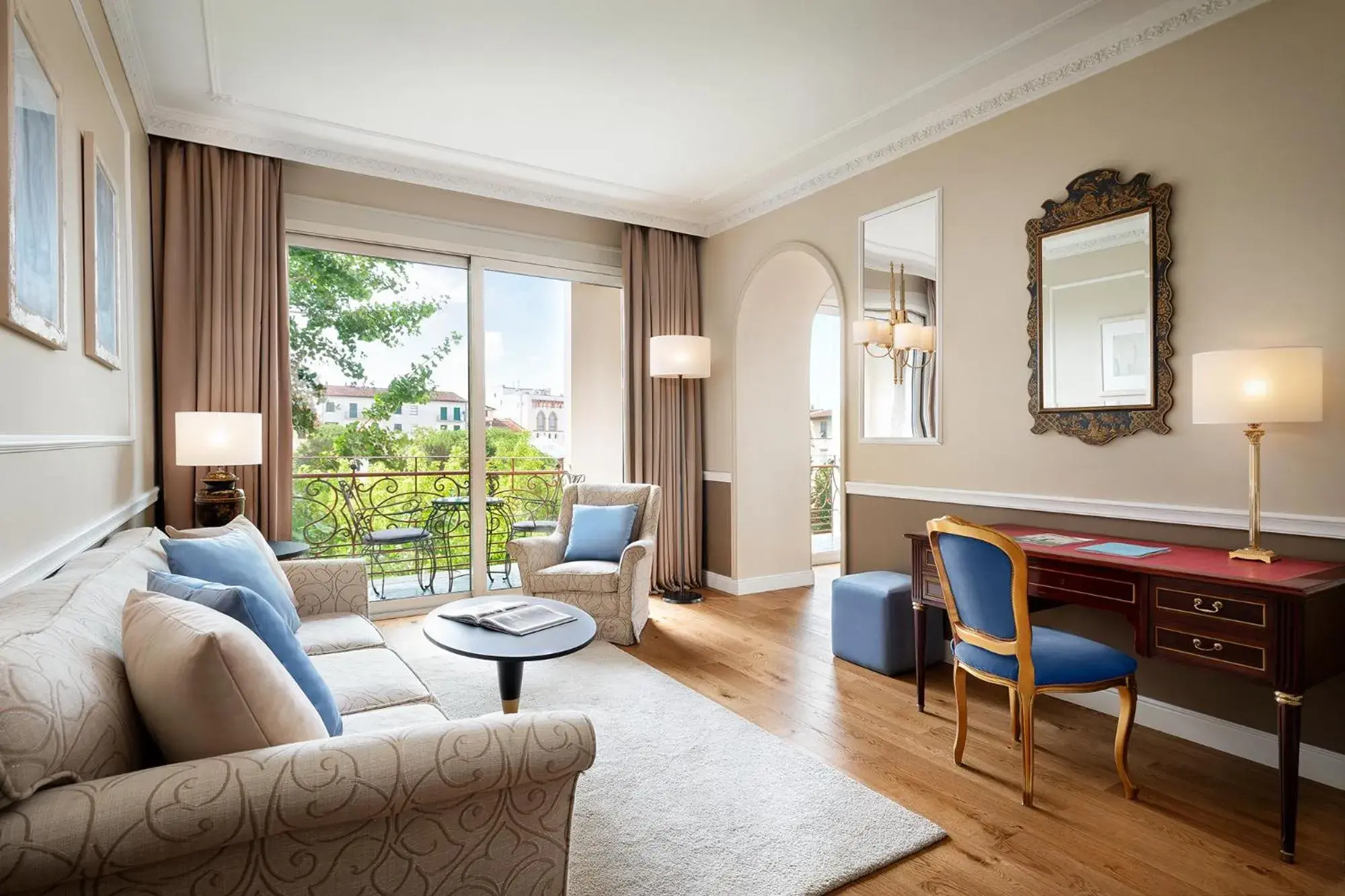 Living room in Sina Villa Medici, Autograph Collection Living room in Sina Villa Medici, Autograph Collection