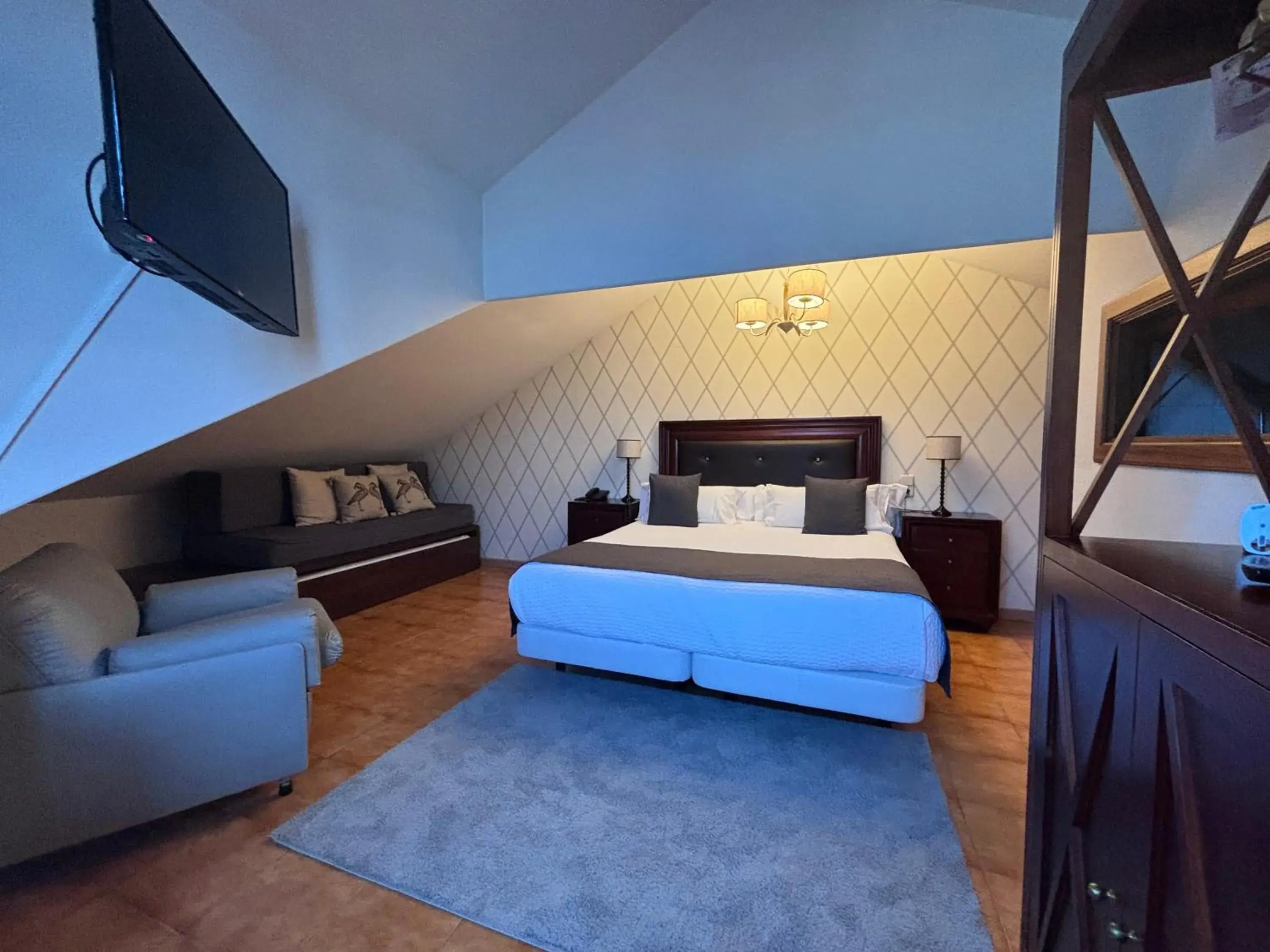 Double Room with River View in Hotel A Torre do Xudeu Double Room with River View in Hotel A Torre do Xudeu