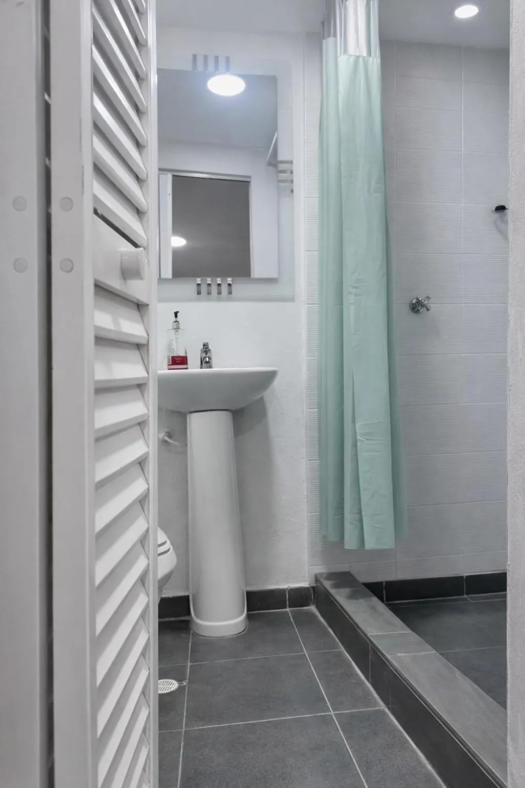 Bathroom in Seven Nights Hostel Cartagena