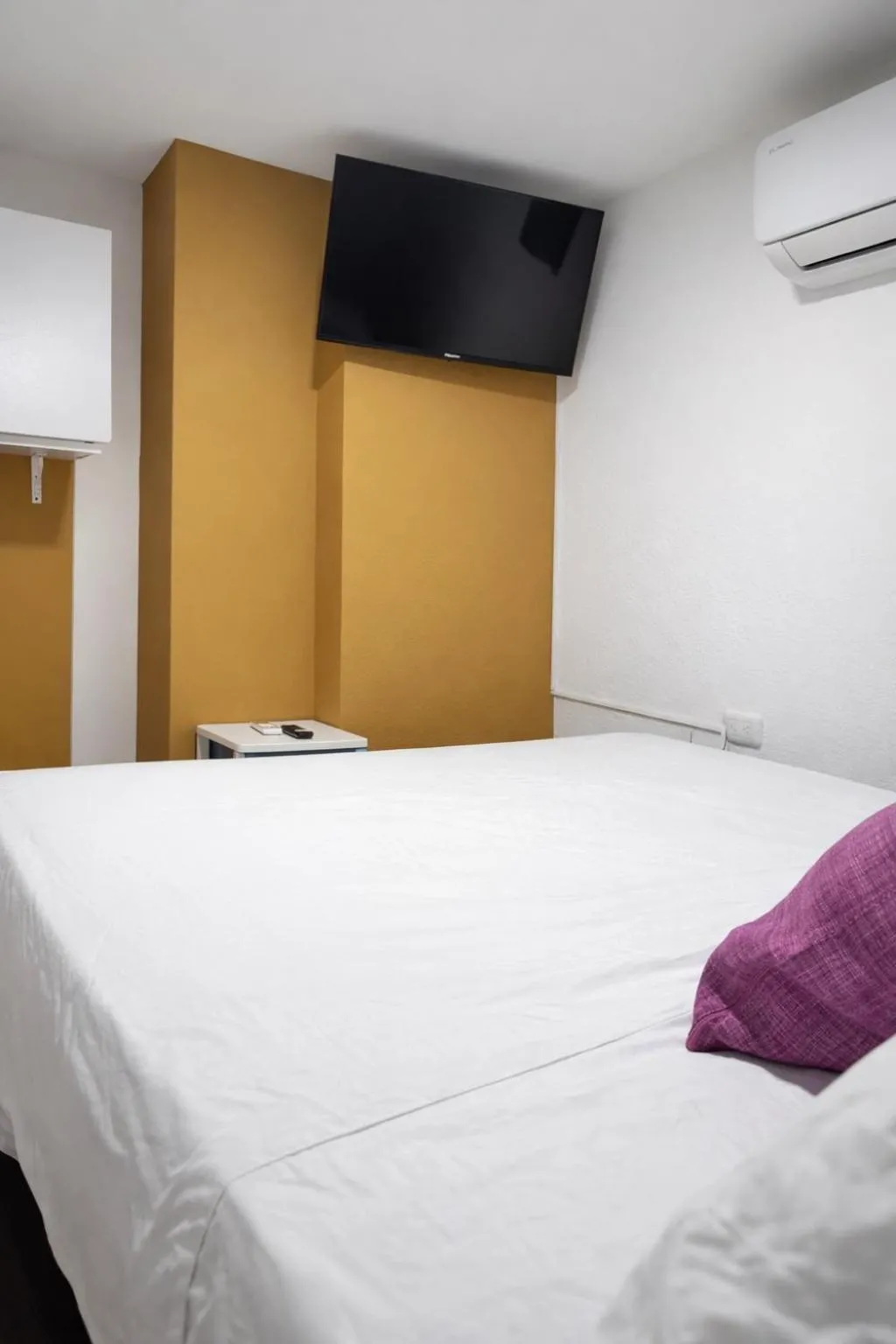 Bedroom, Bed in Seven Nights Hostel Cartagena