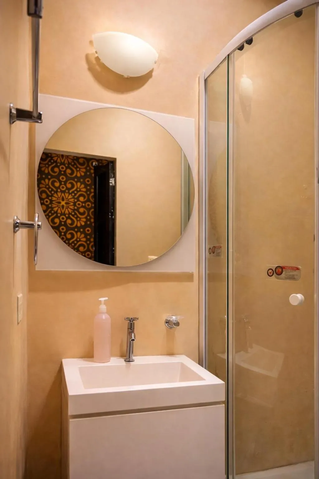 Bathroom in Seven Nights Hostel Cartagena