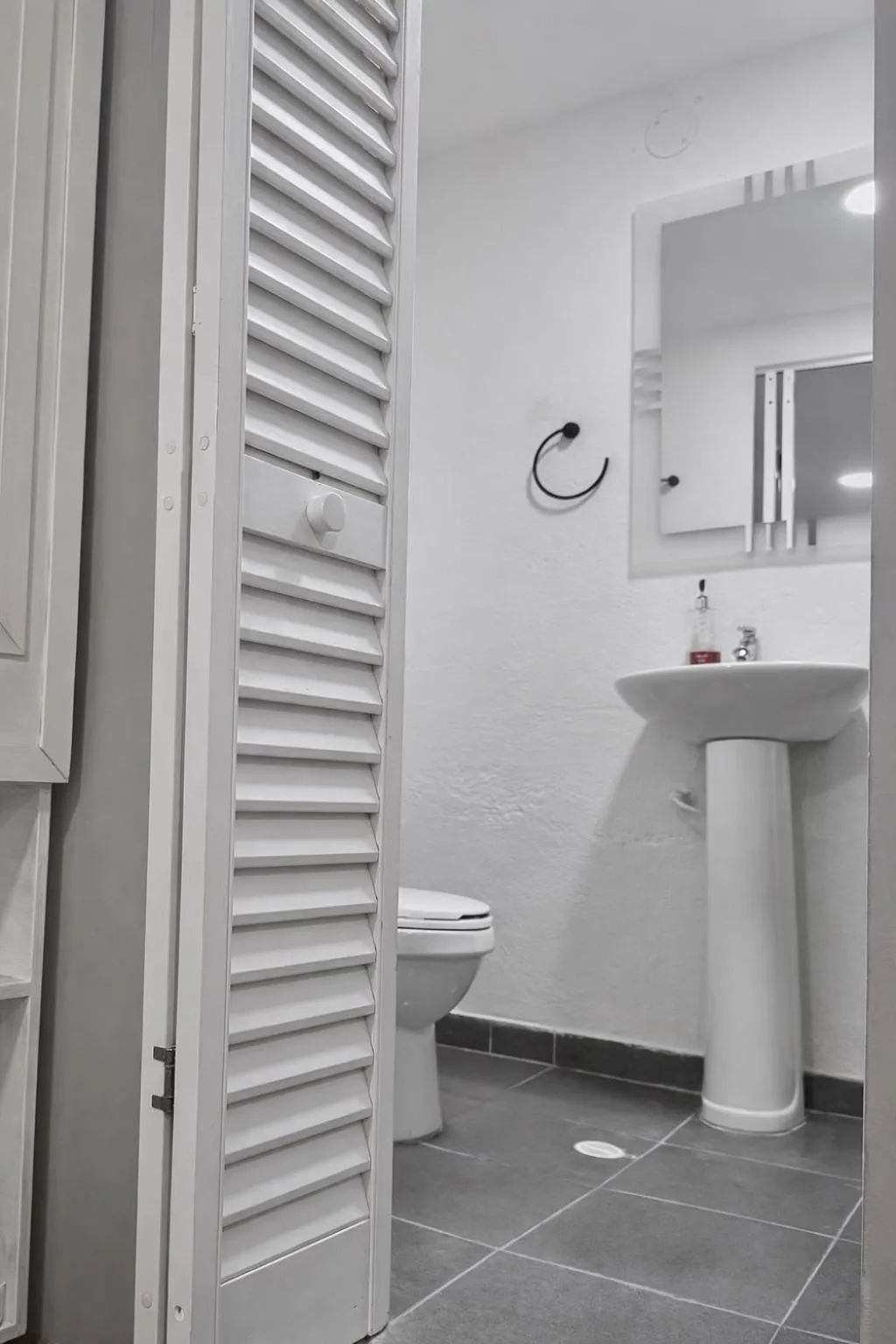Bathroom in Seven Nights Hostel Cartagena