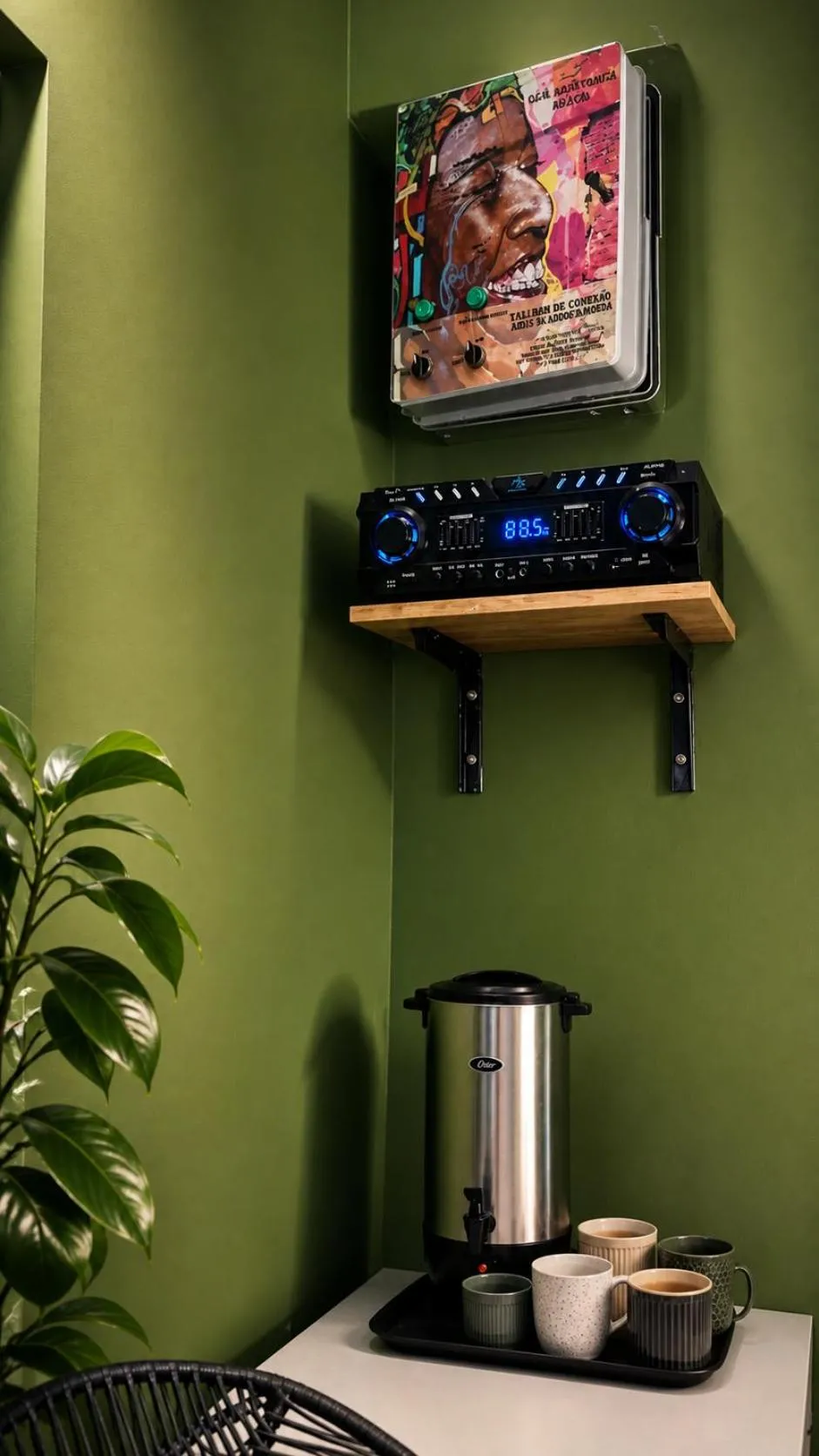 Coffee/tea facilities in Seven Nights Hostel Cartagena