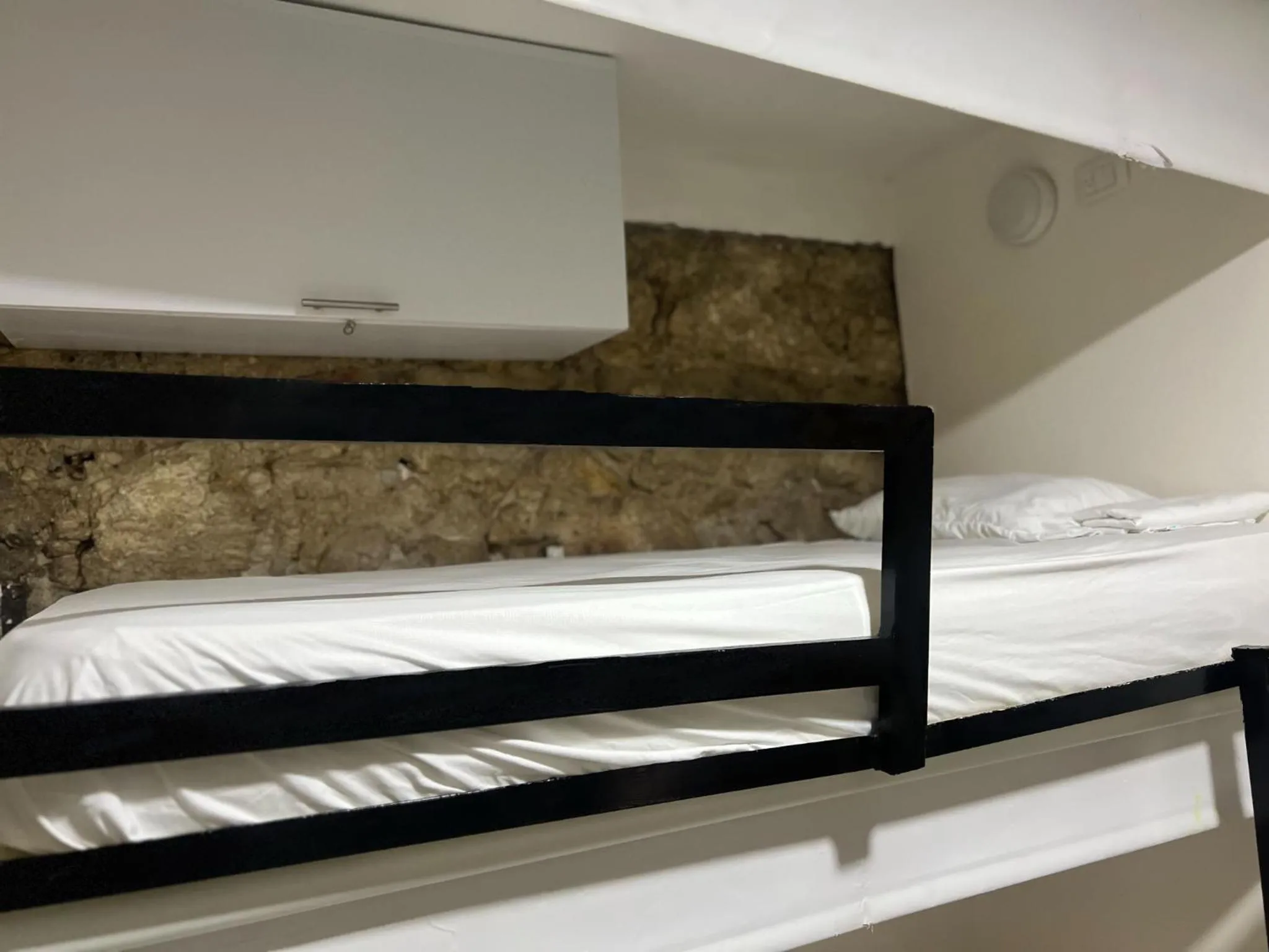 Bed in Seven Nights Hostel Cartagena