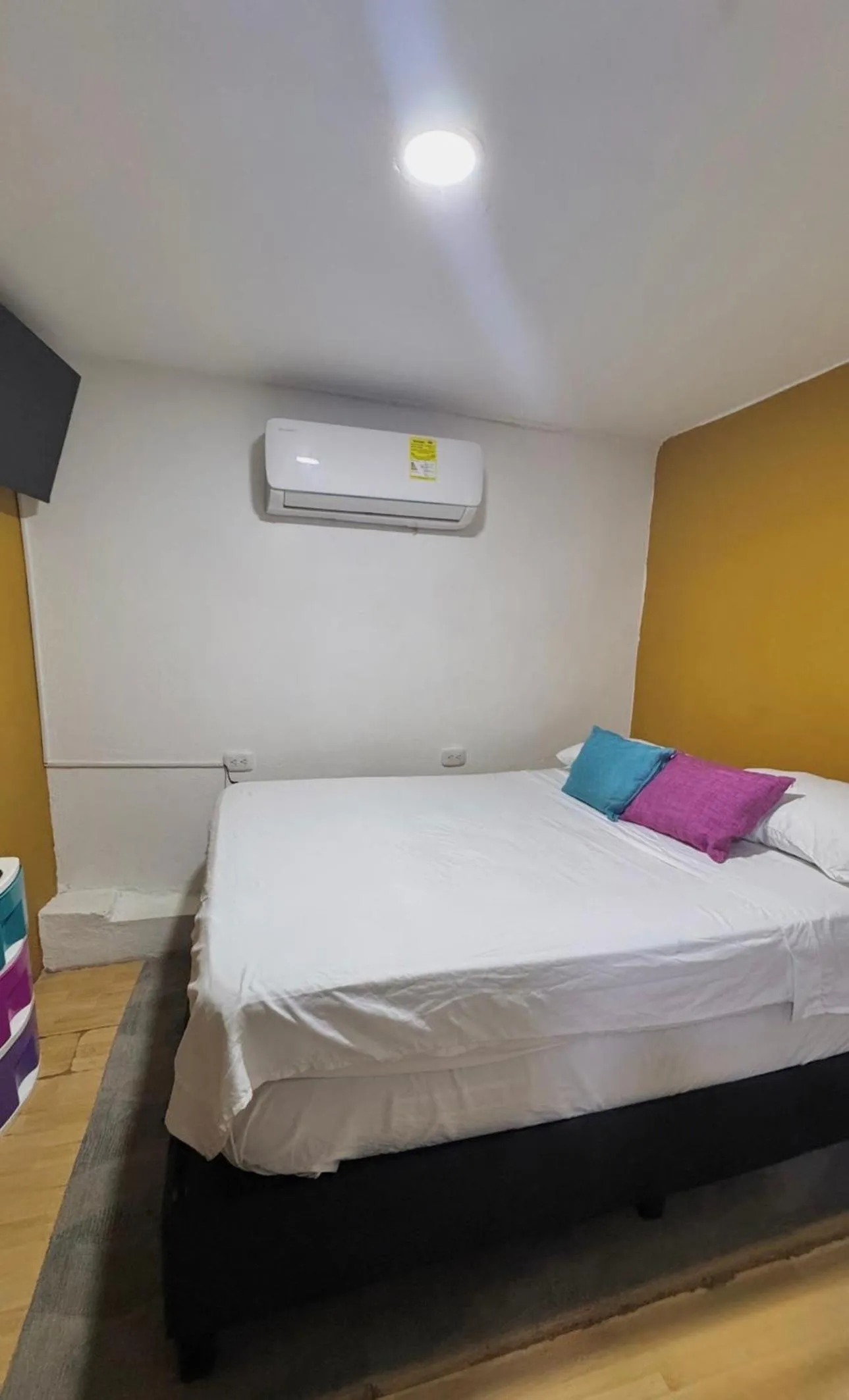 Bed in Seven Nights Hostel Cartagena