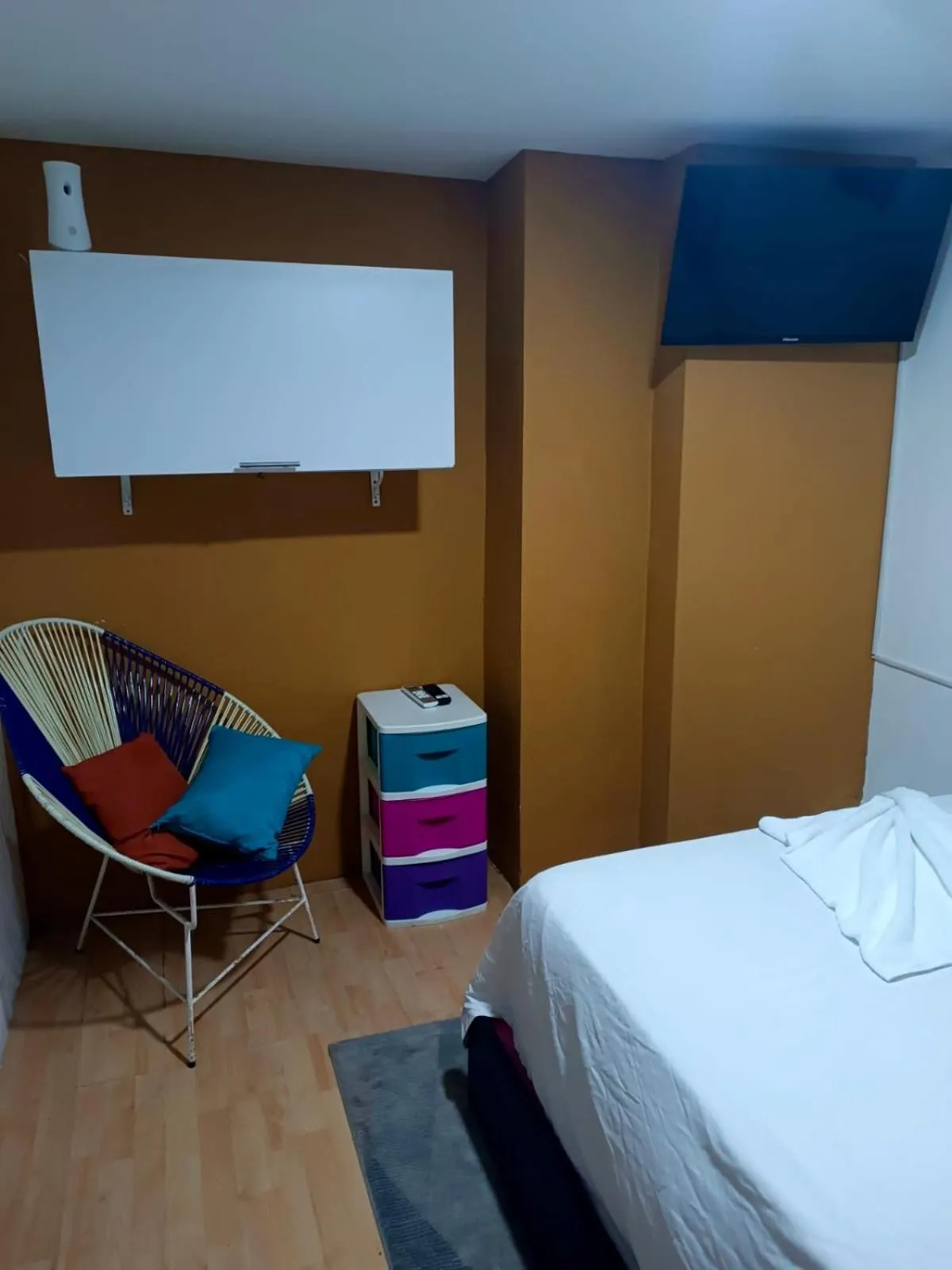 TV and multimedia, Bed in Seven Nights Hostel Cartagena