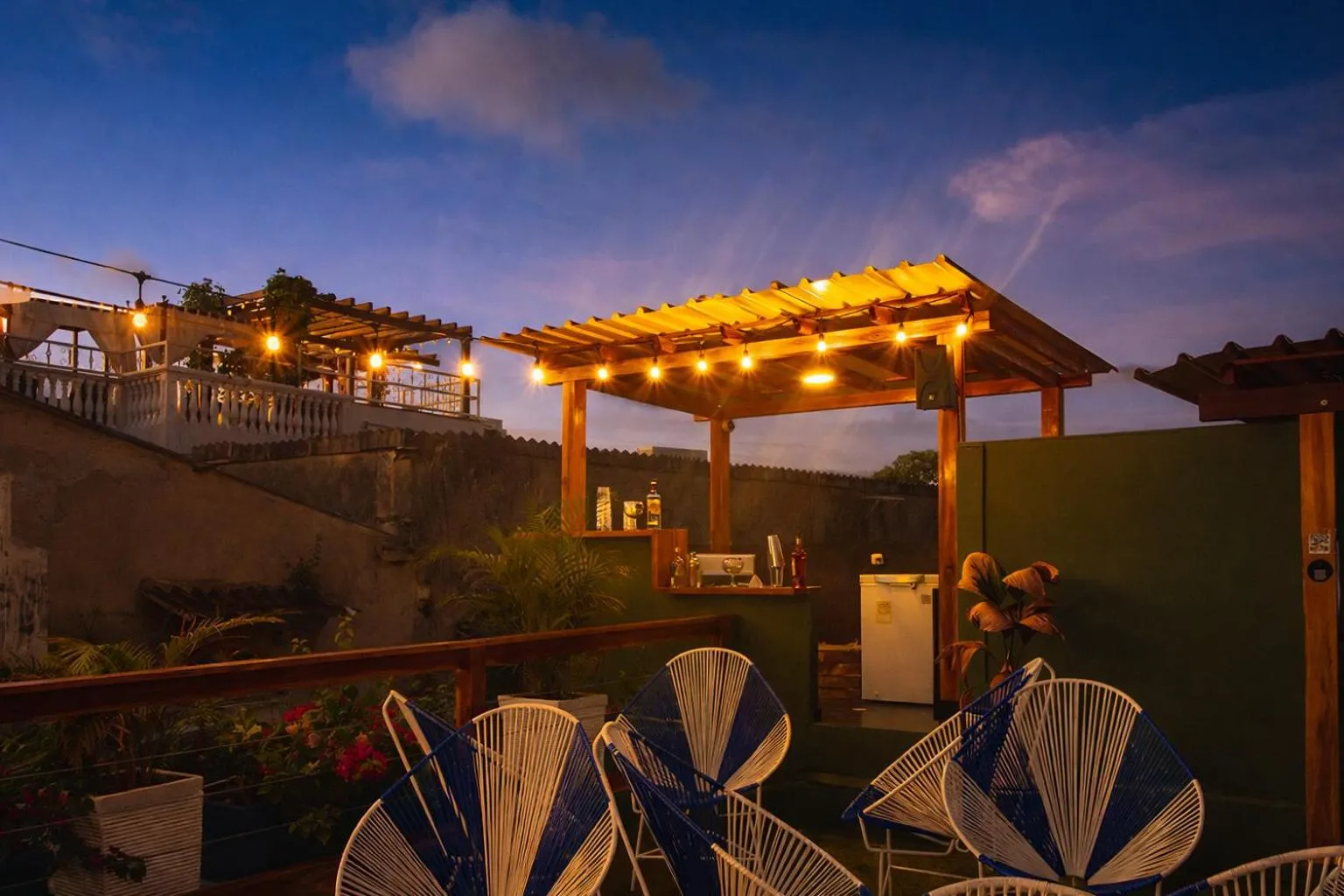 Property building in Seven Nights Hostel Cartagena