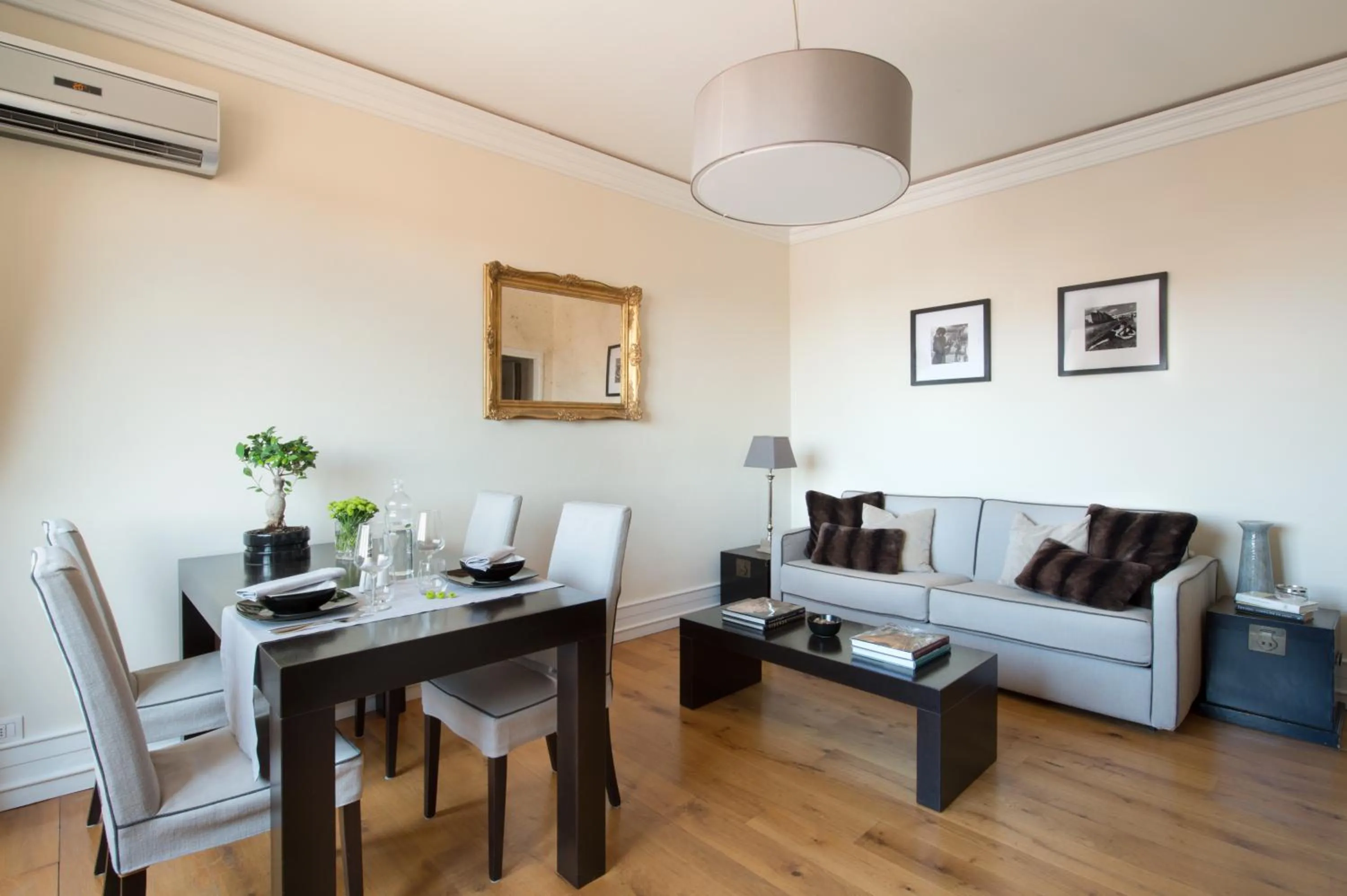 Living room in Tornabuoni Suites Collection Residenza D'Epoca