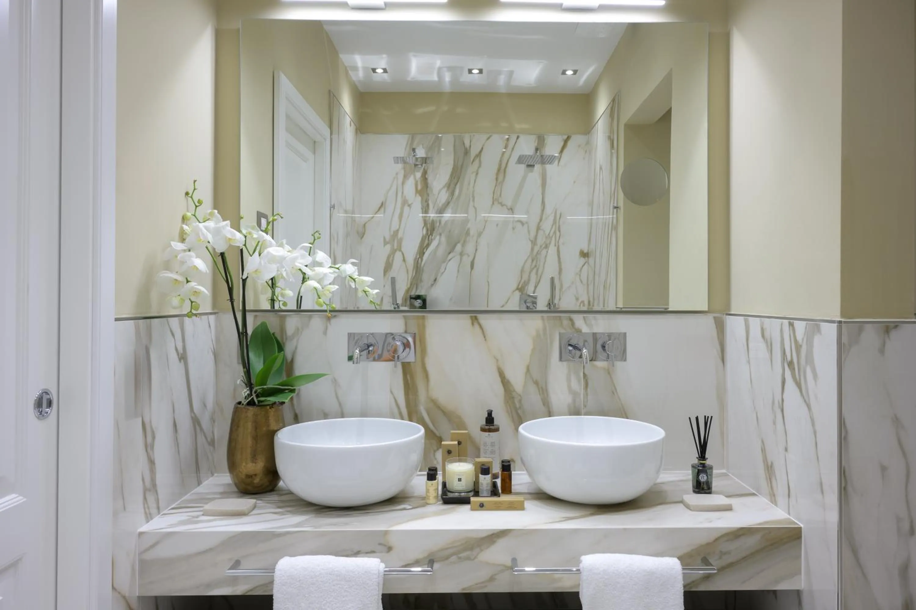Bathroom in Tornabuoni Suites Collection Residenza D'Epoca