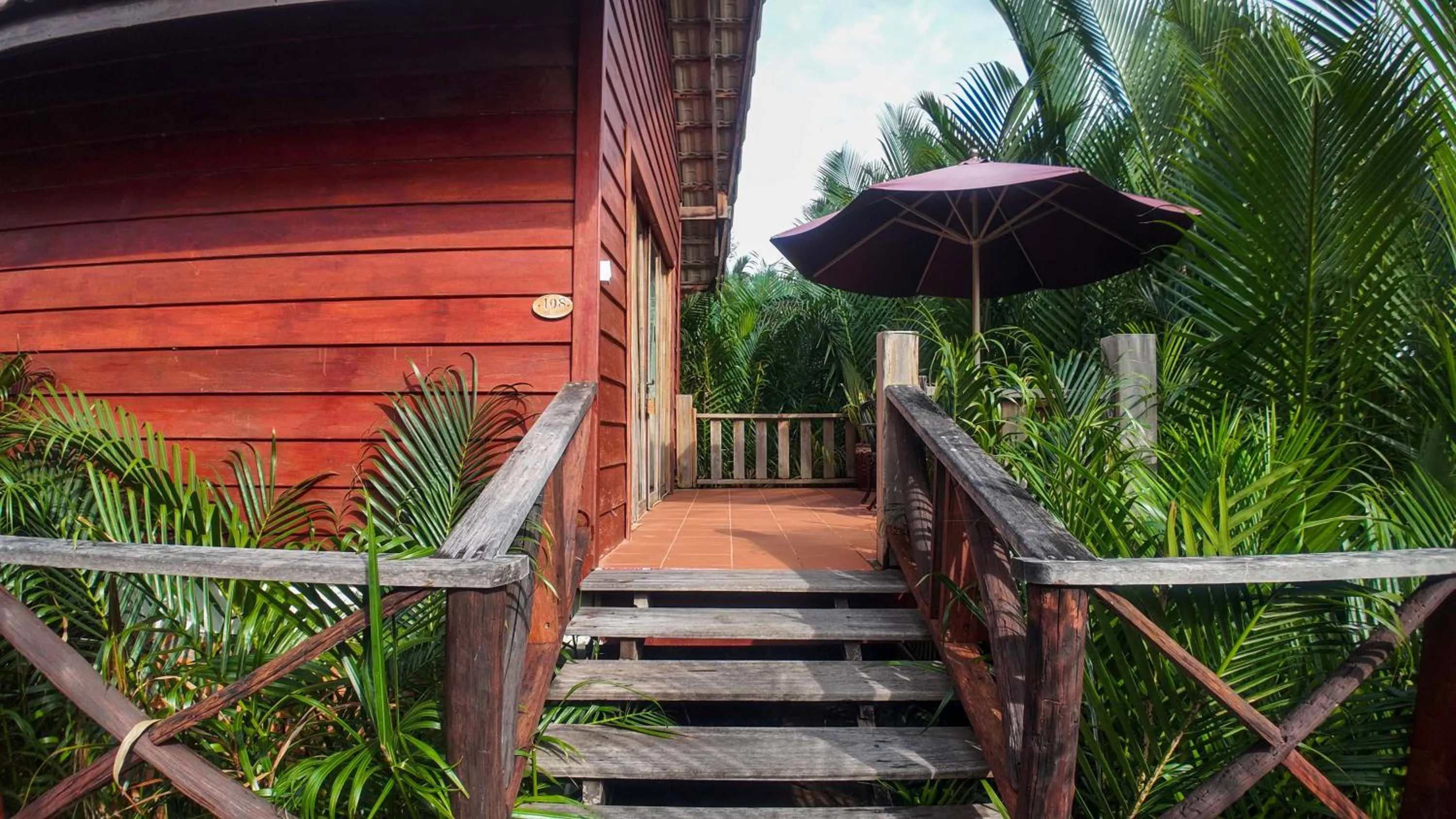 Lodge Moni Essara Kampot