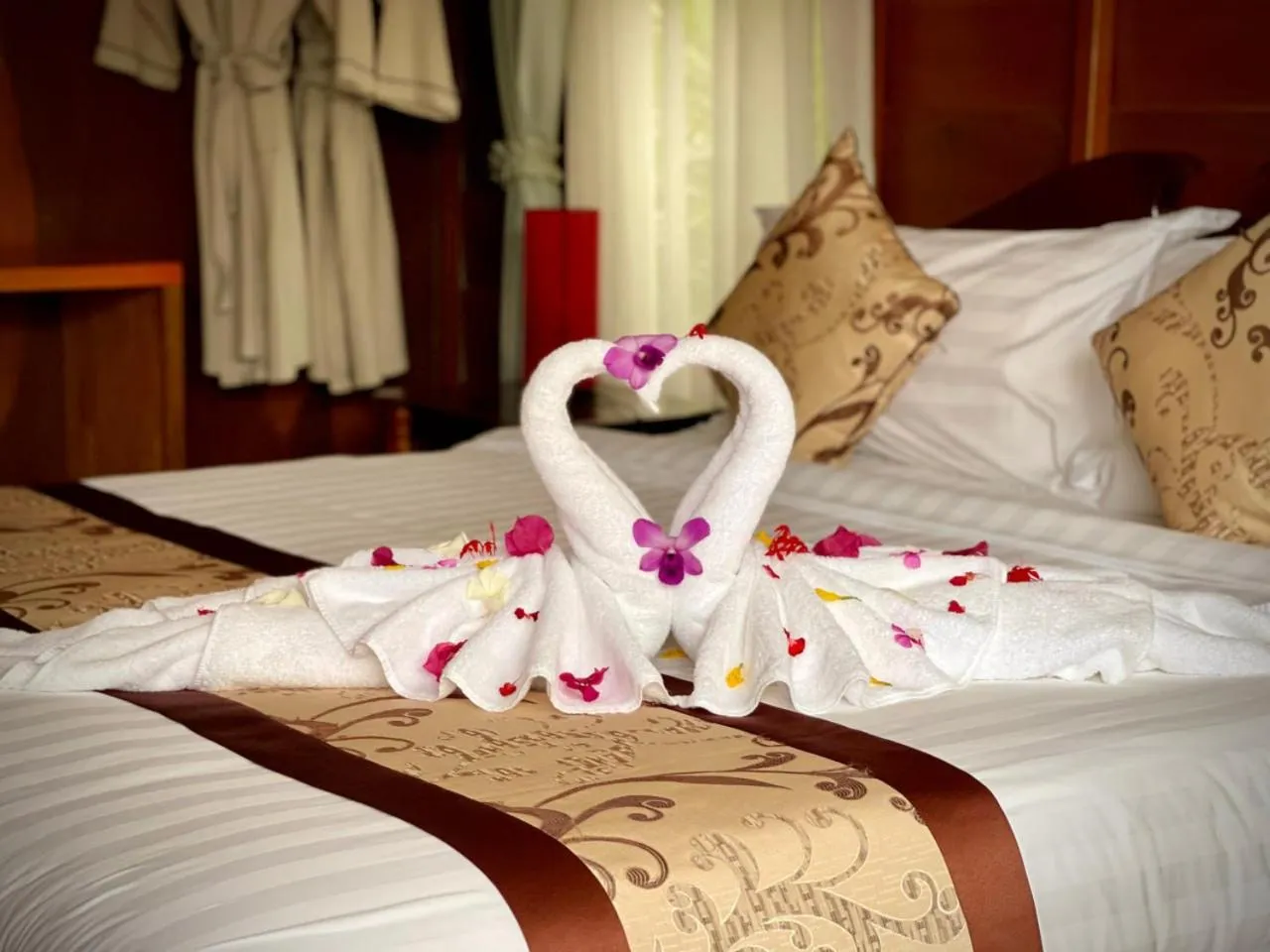 Bed in Lodge Moni Essara Kampot