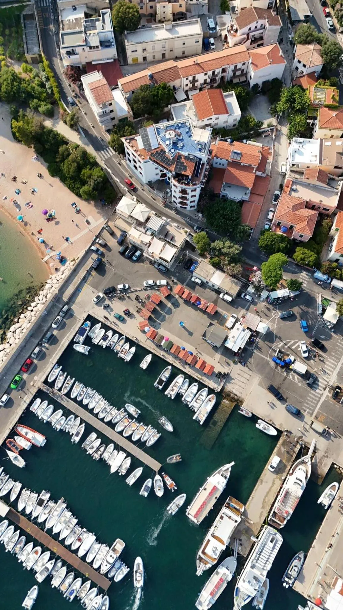 BUE MARINO Hotel & Rooftop Bar