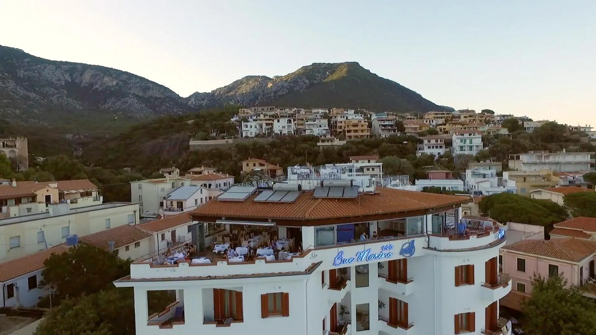 BUE MARINO Hotel & Rooftop Bar