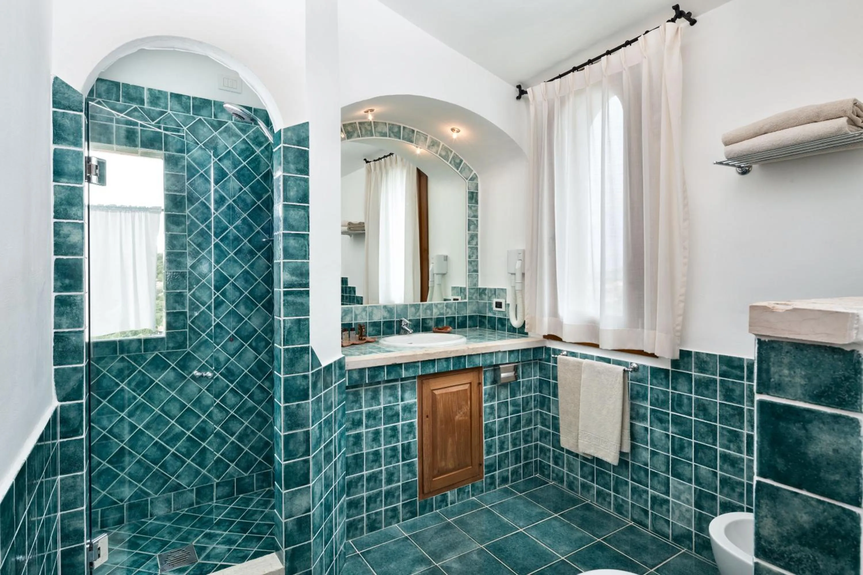 Shower in Hotel Arathena