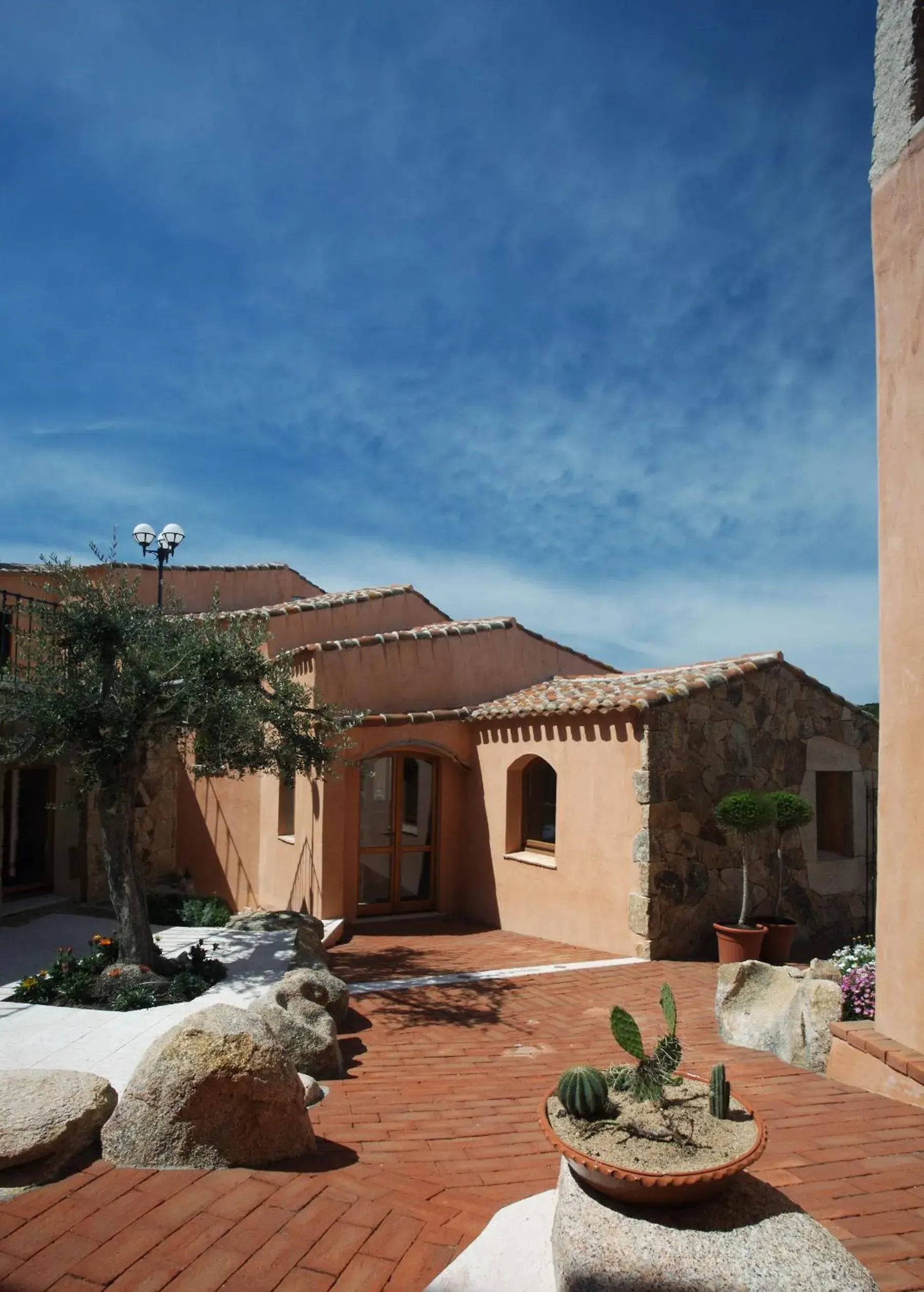 Property building in Hotel Arathena Property building in Hotel Arathena