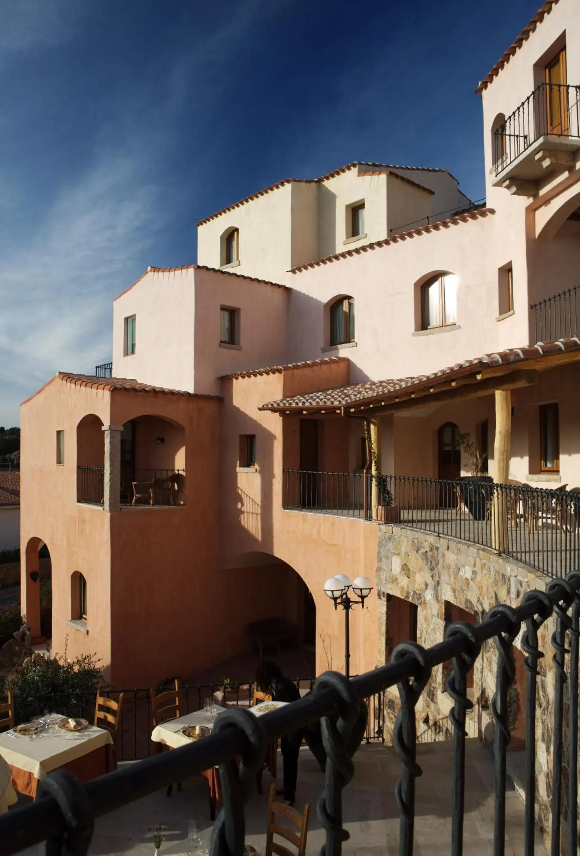 Property building in Hotel Arathena Property building in Hotel Arathena
