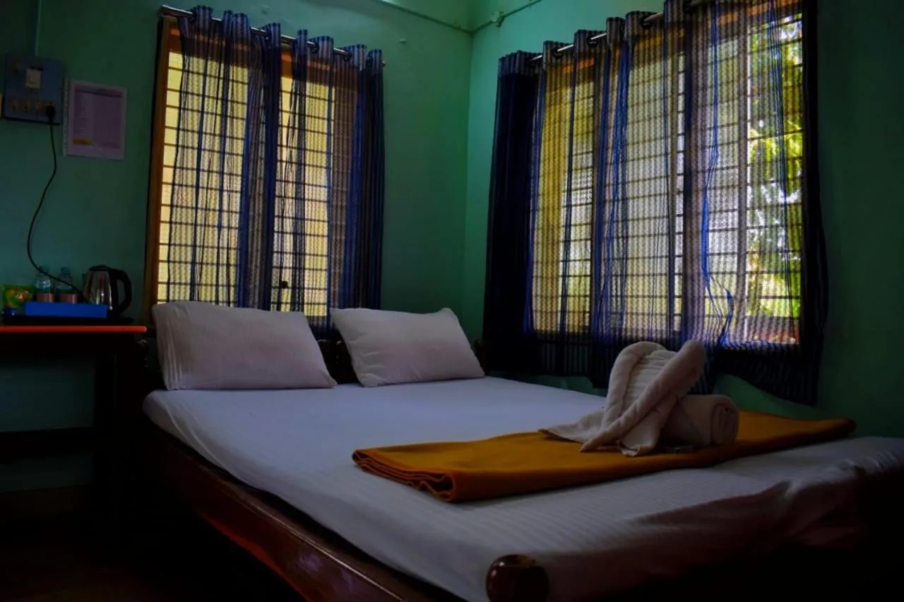 Bedroom, Bed in Nature Inn Cottages