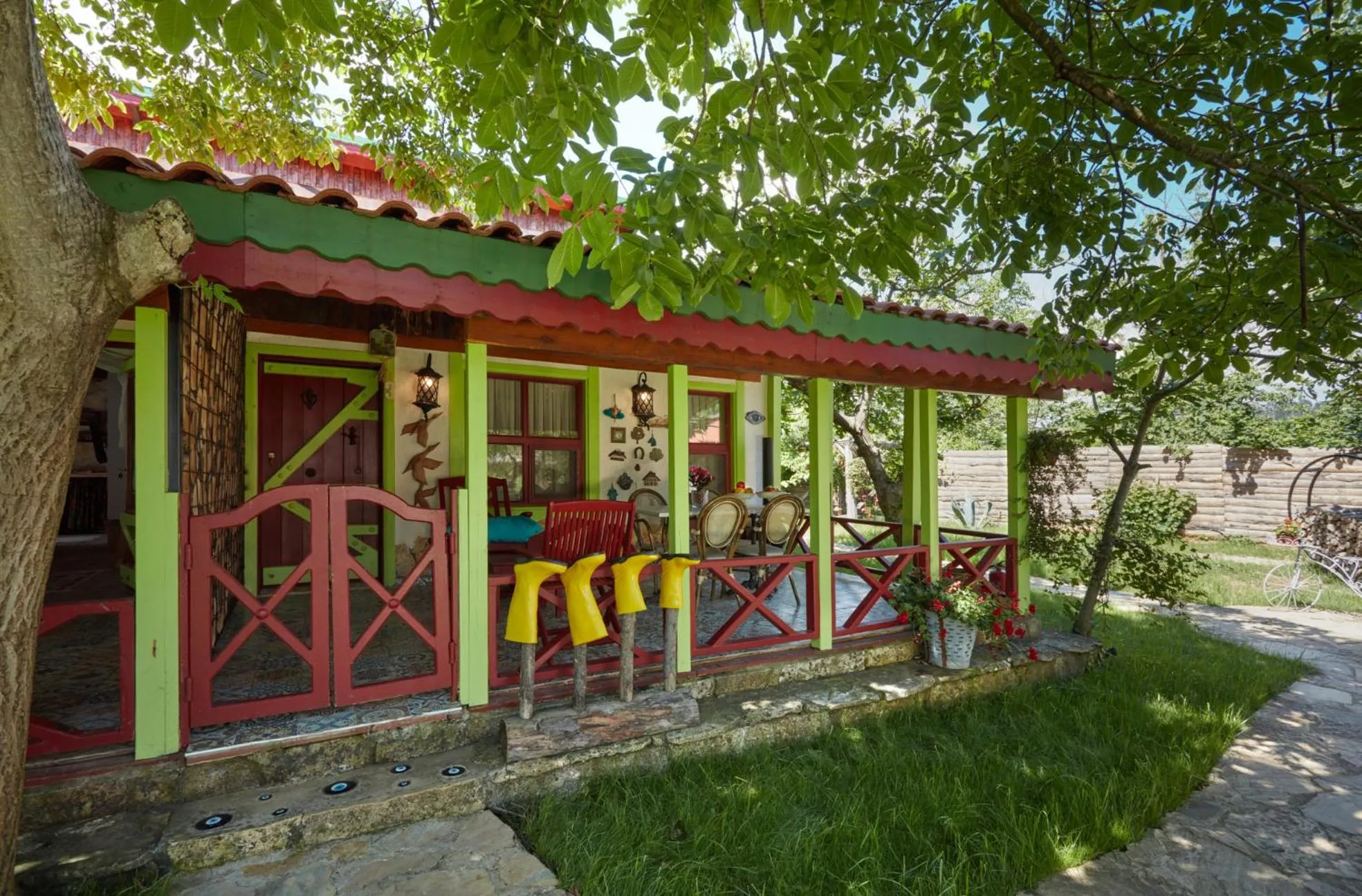Balcony/Terrace in Dachas Cove Hotel