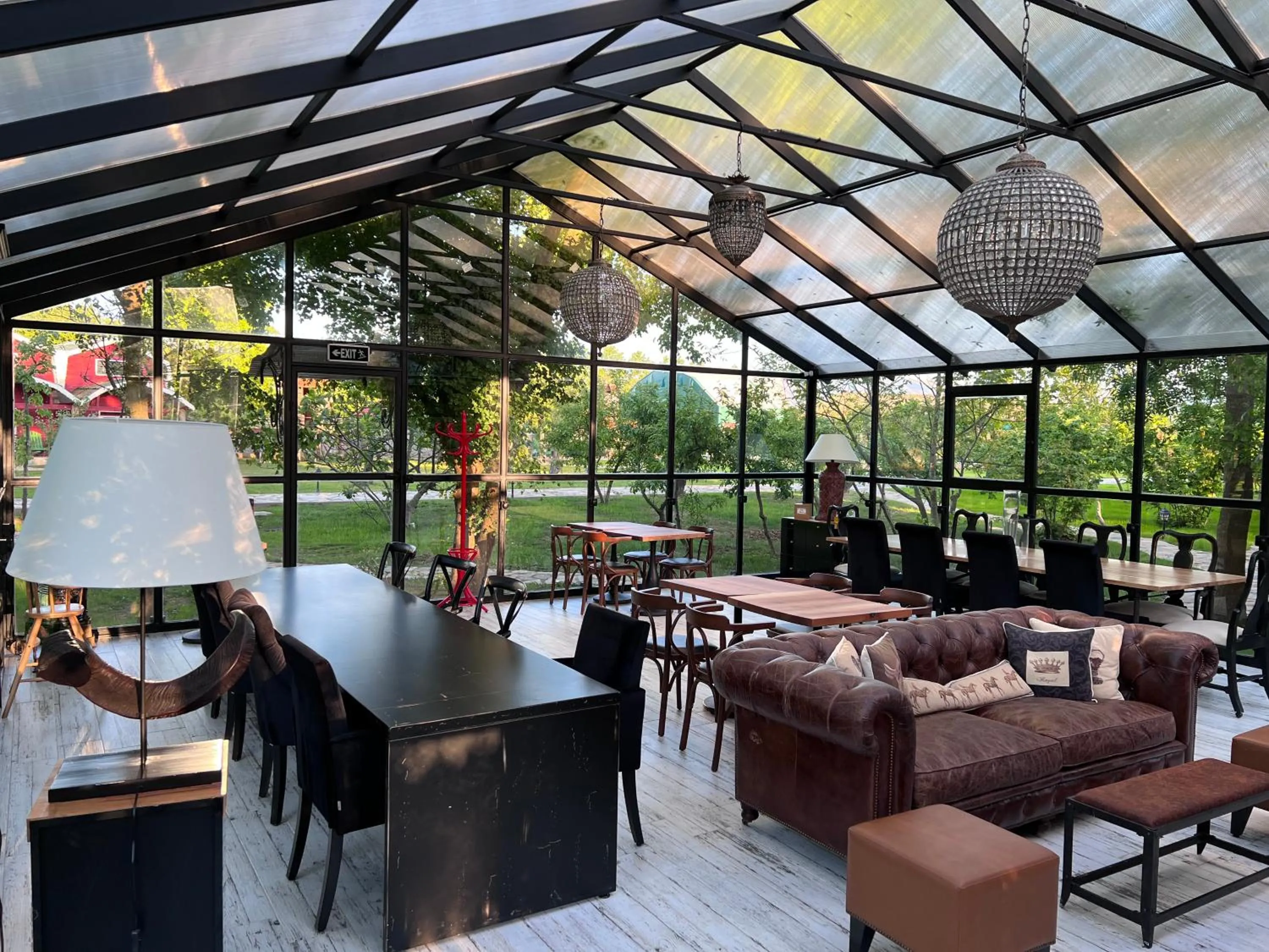 Banquet/Function facilities in Dachas Cove Hotel