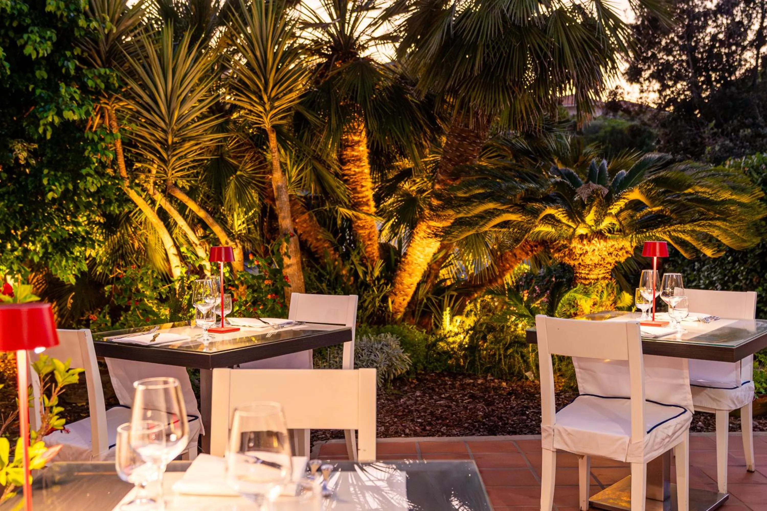 Dining area in Cala Rosa Club Hotel