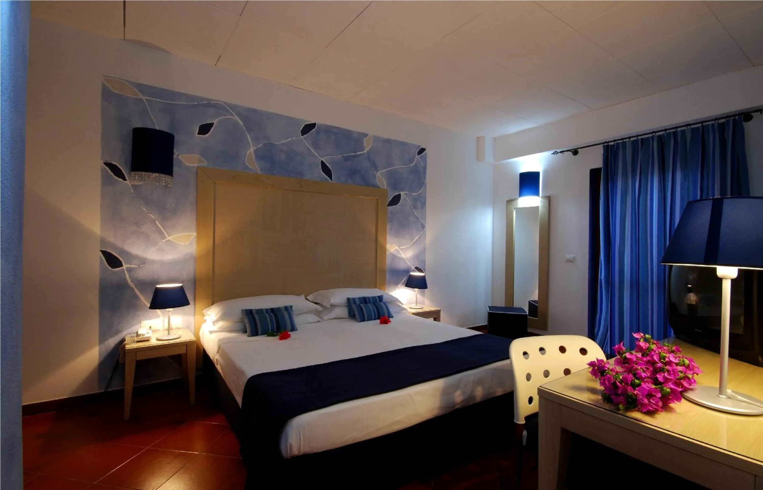 Bedroom, Bed in Cala Rosa Club Hotel
