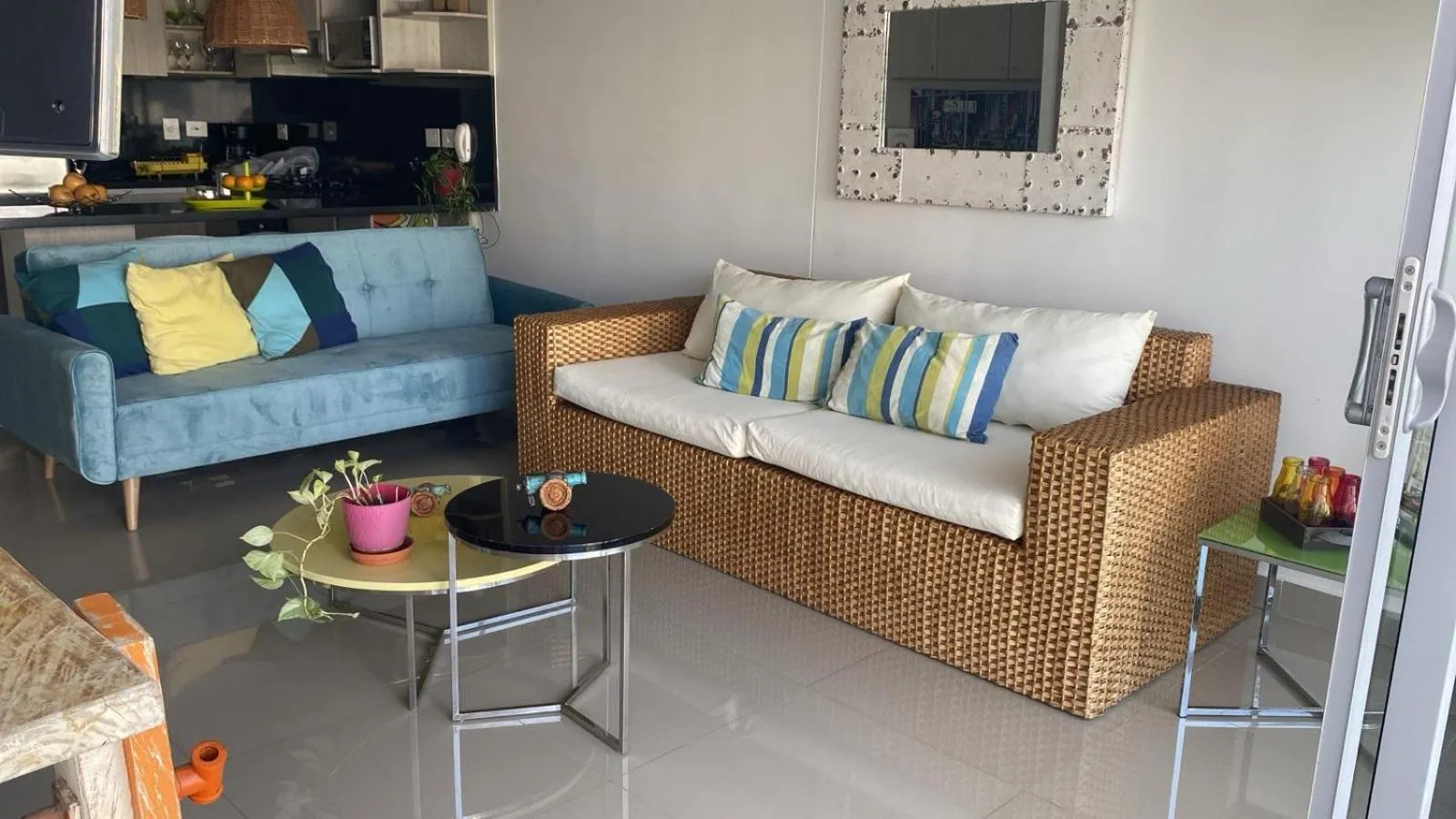 Kitchen or kitchenette in Lujoso Apartamento en Bocagrande