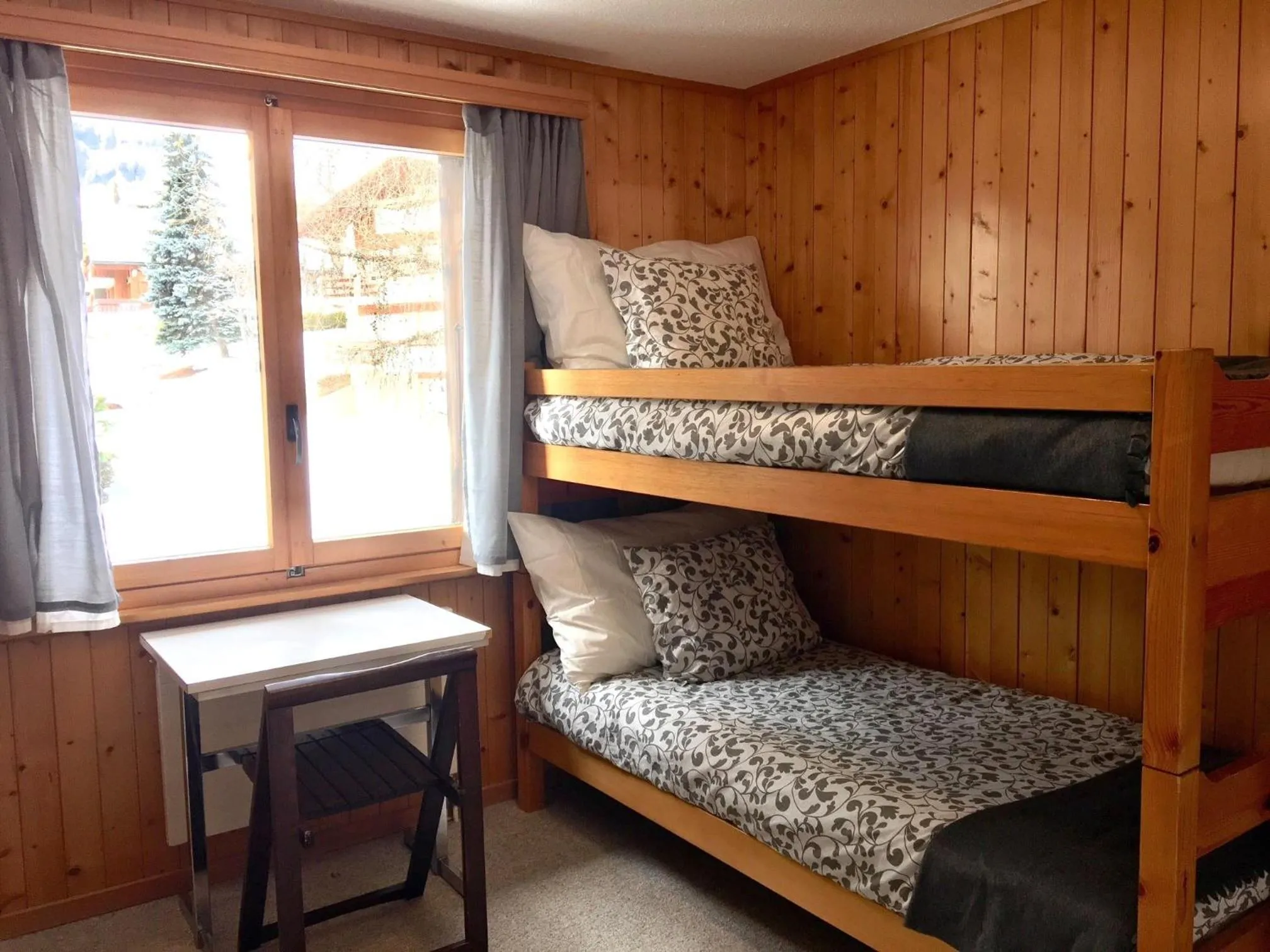 Bed in Grands Monts 121