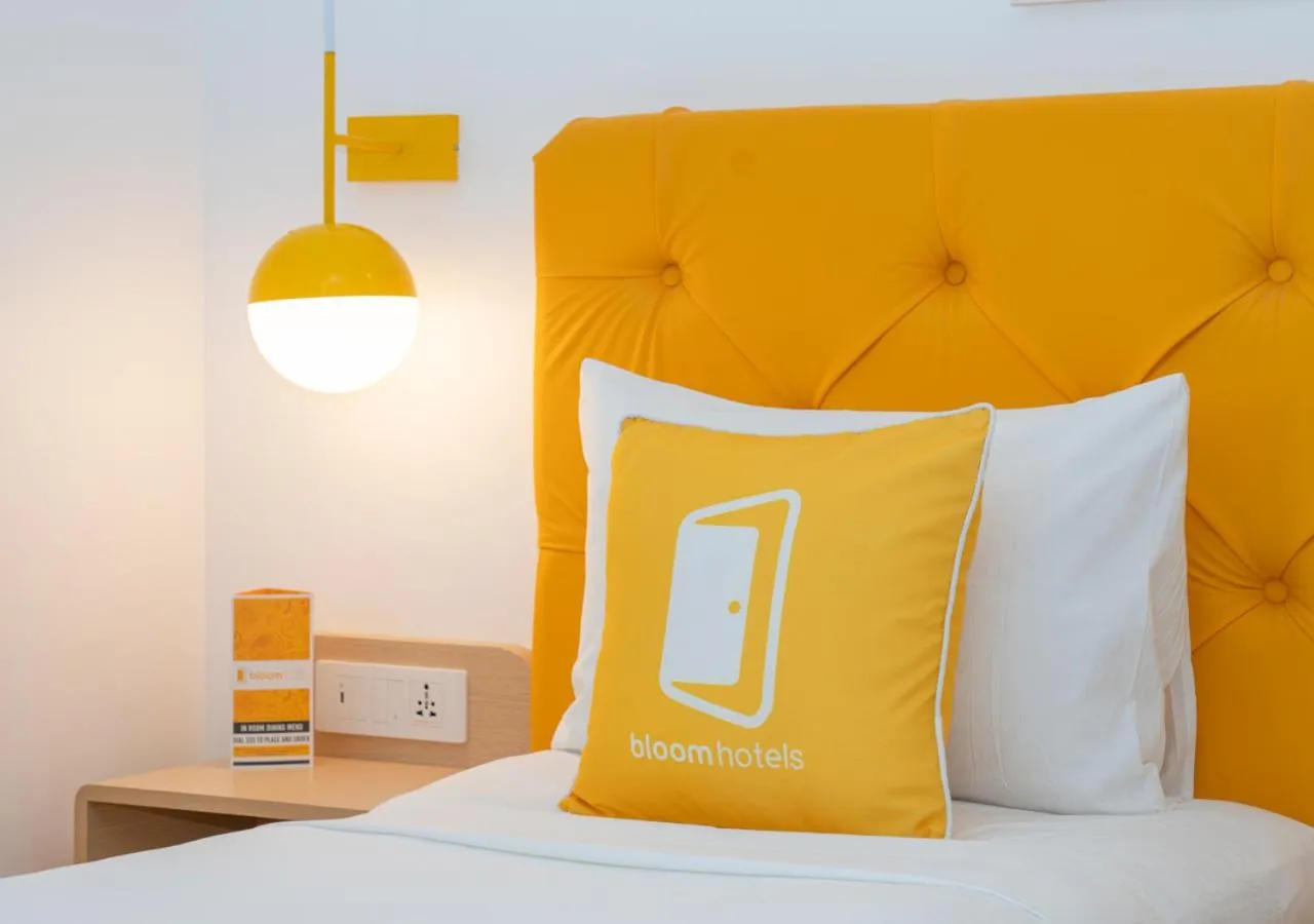 Bedroom, Bed in Bloom Hotel - Brookefield