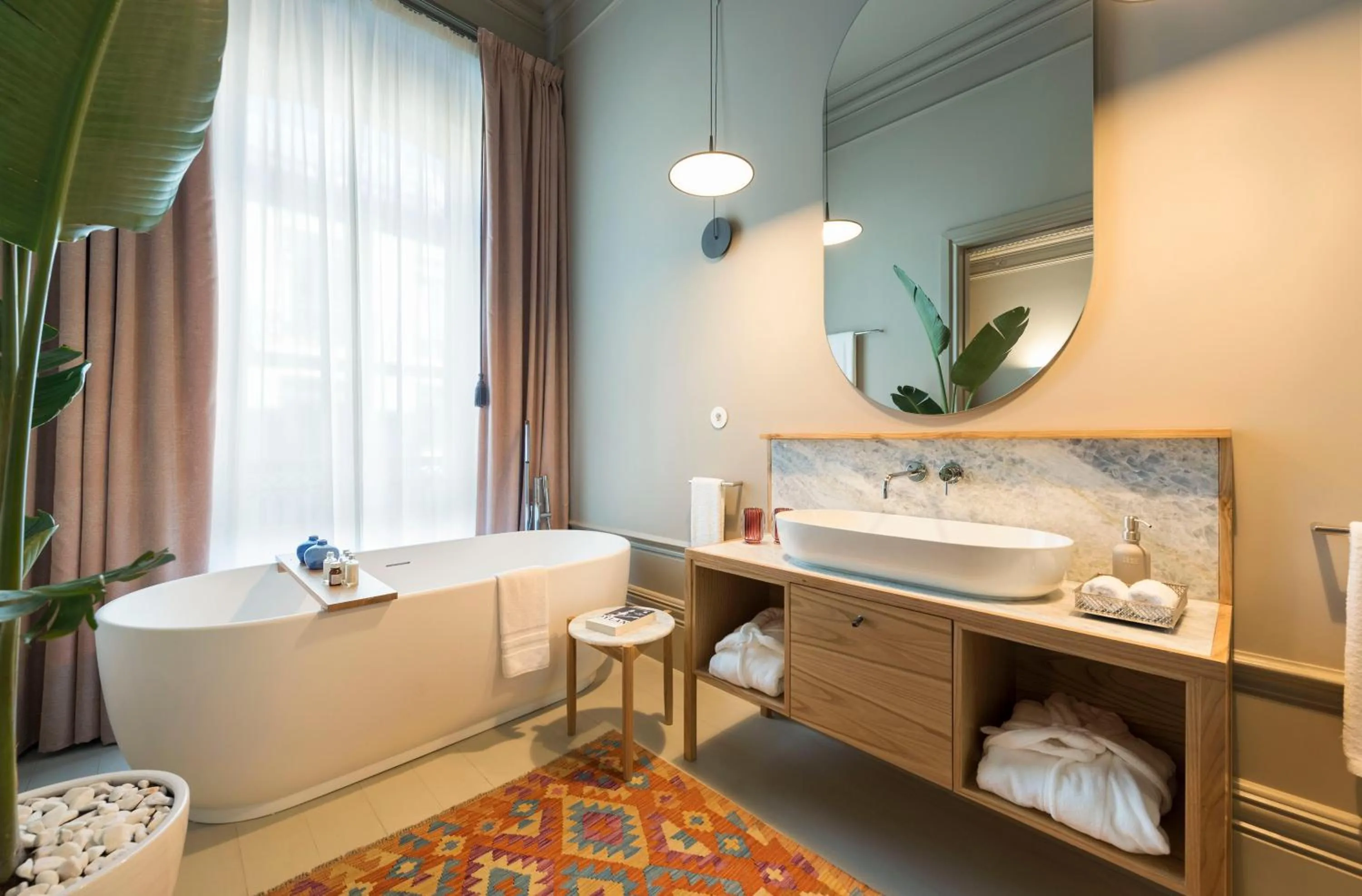 Bathroom in Jardins do Porto - by Unlock Hotels